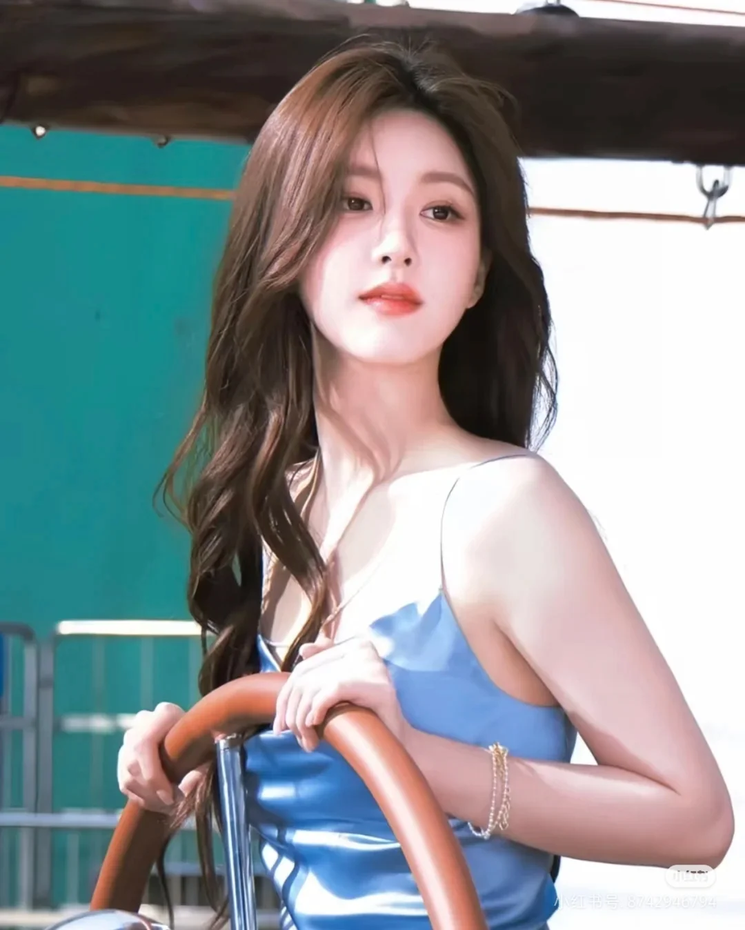 怎么会有这么美的女生啊！
