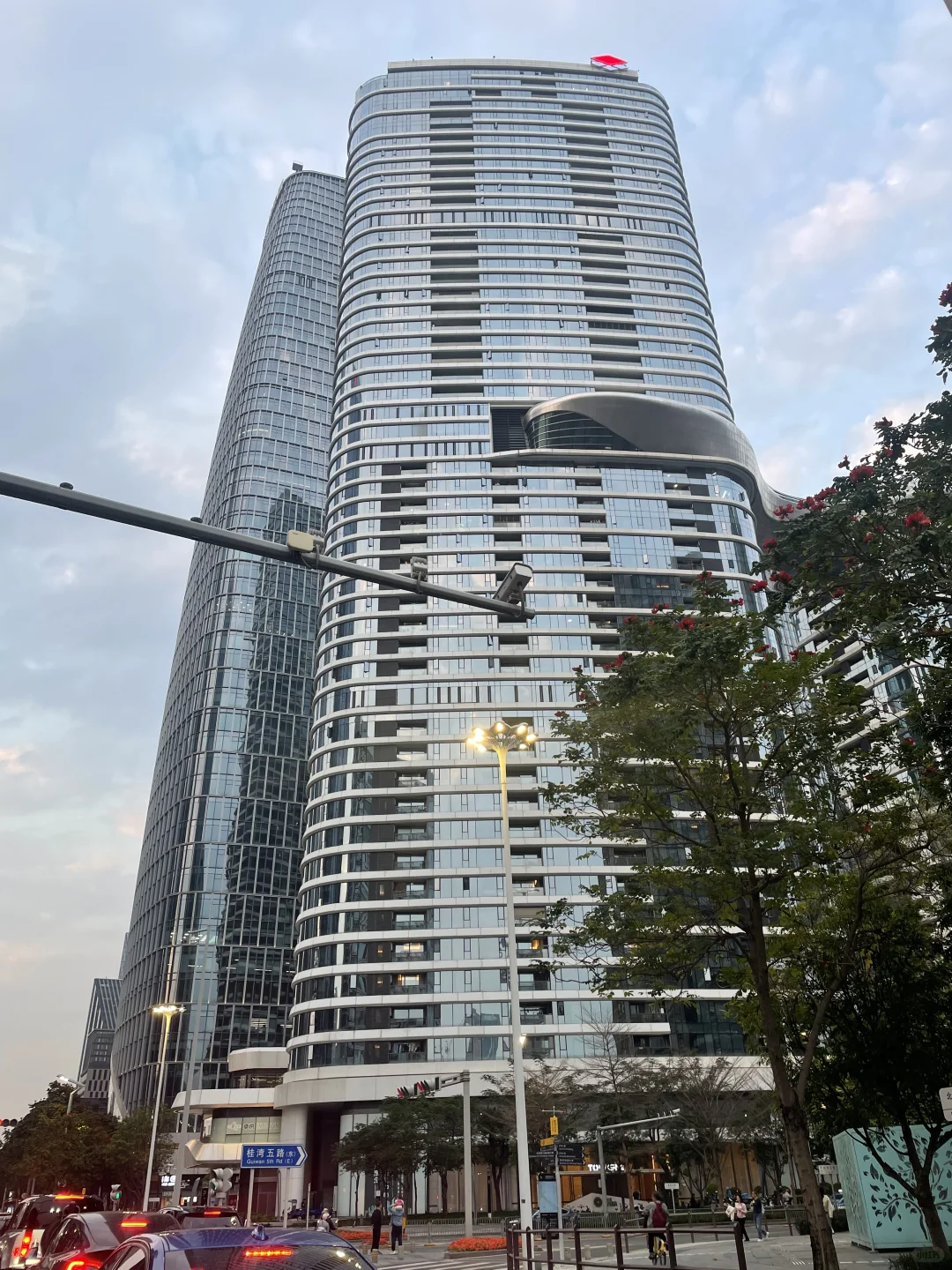 深圳前海，除了写字楼还有啥