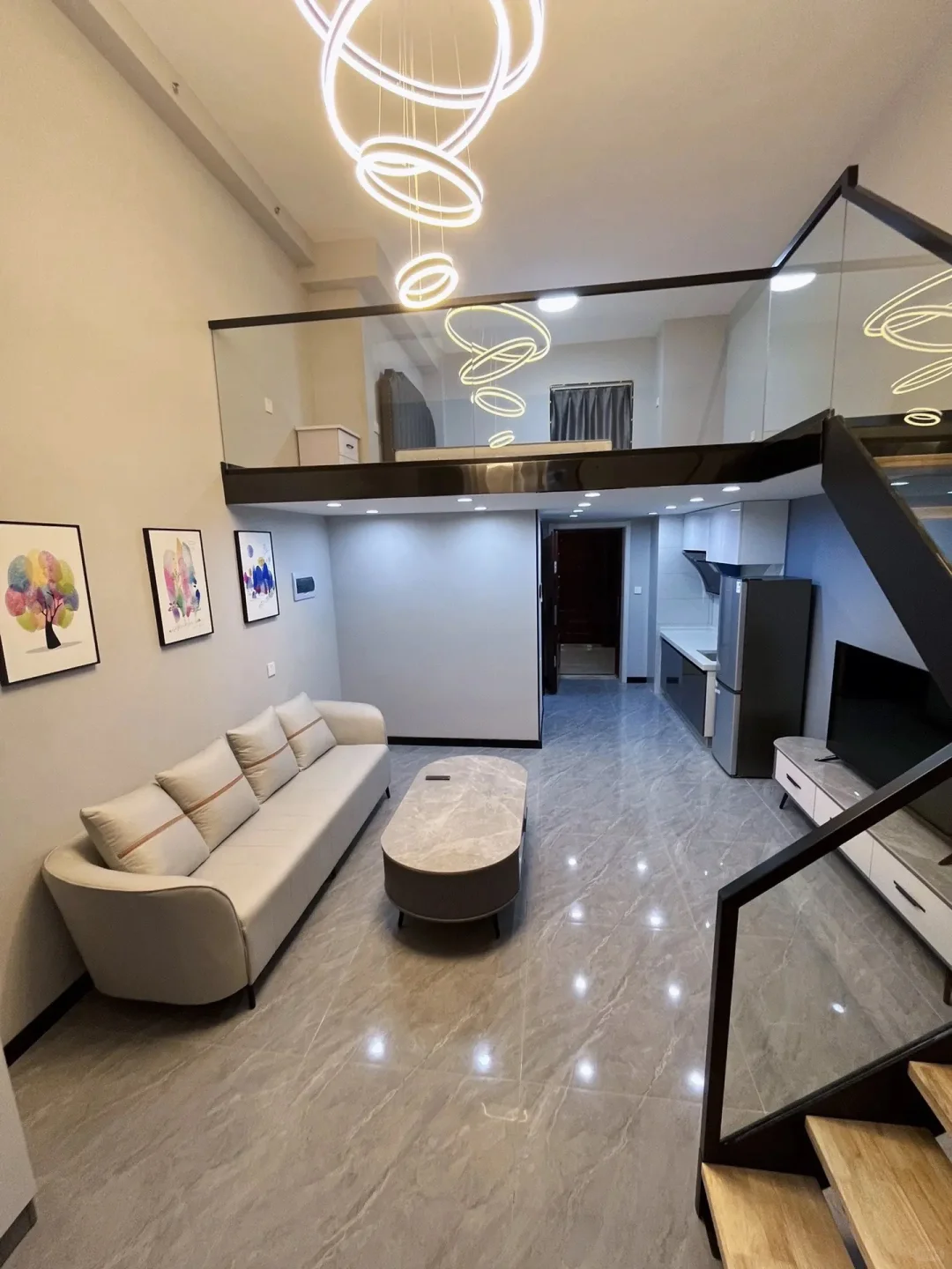 美乐城附近拉德芳斯loft 精装出租，多套房源