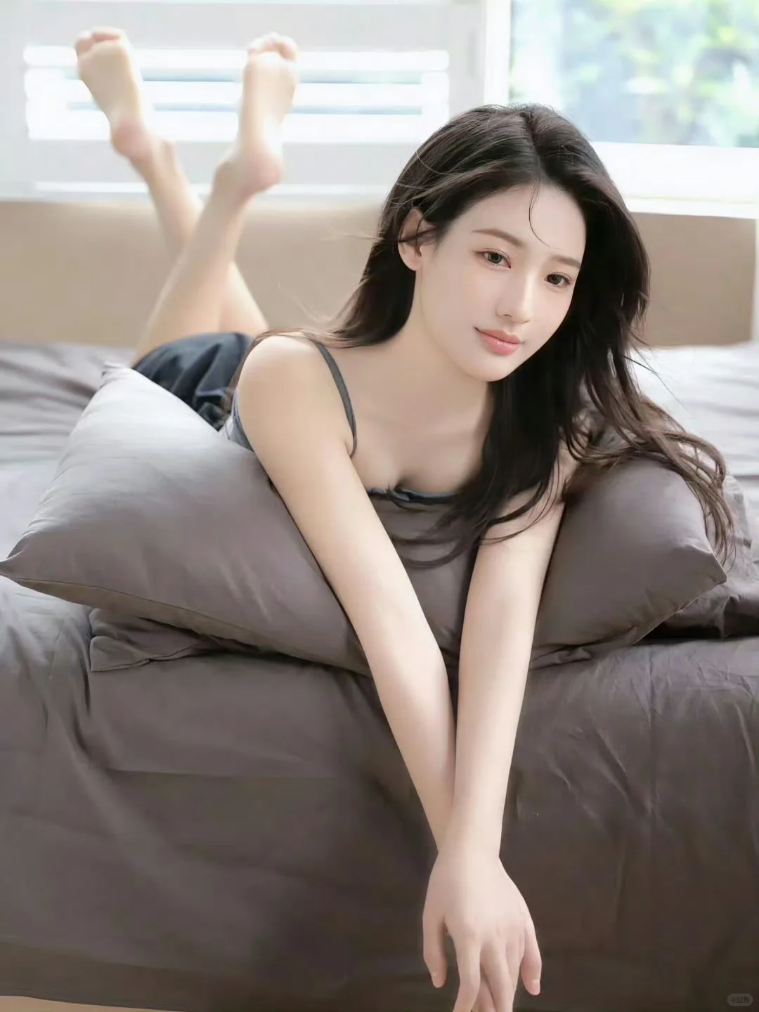 明眸皓齿婉约佳人，温柔妩媚艳压群芳