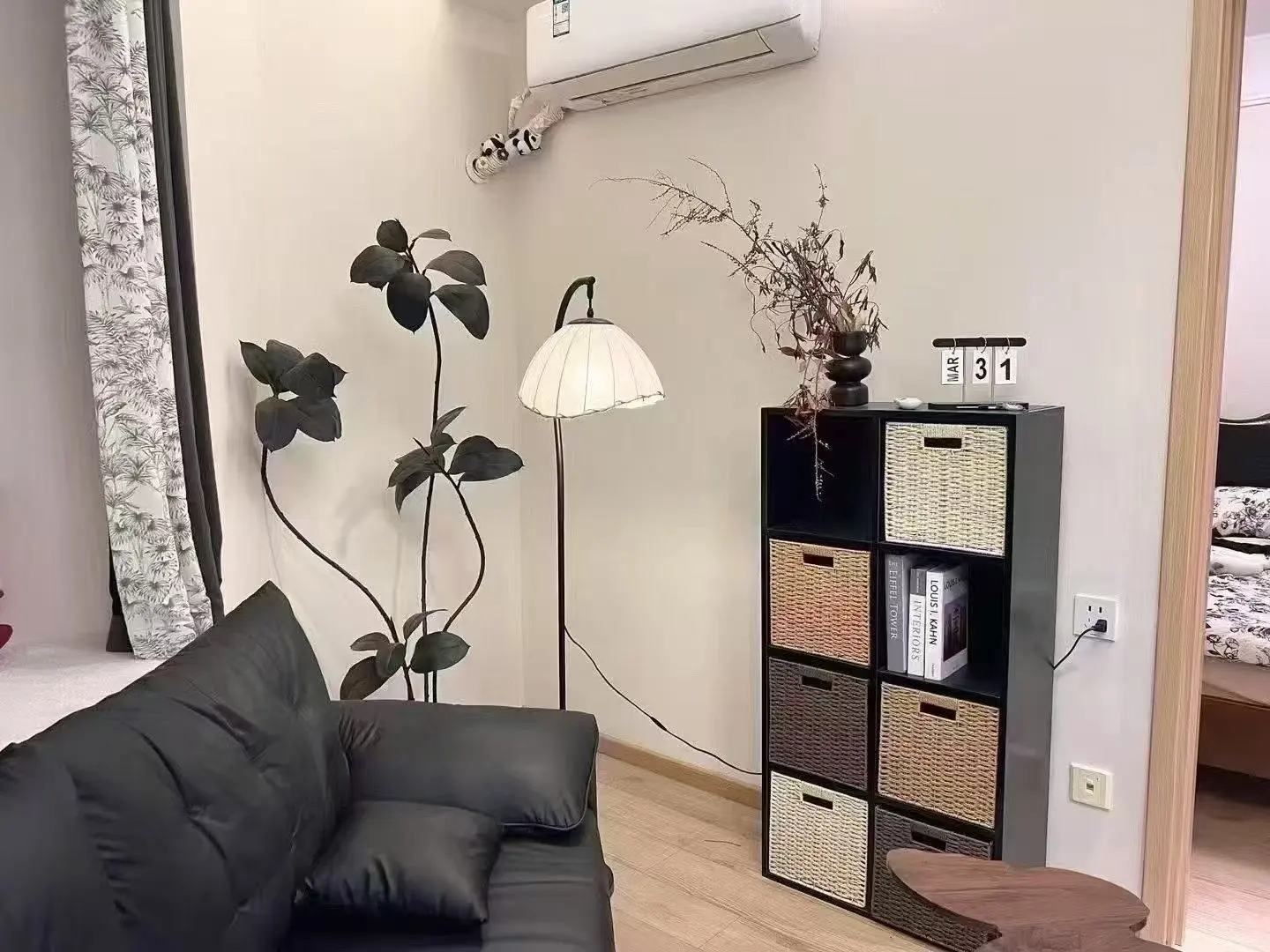 自有房，本来想当婚房，媳妇跑了对外出租😭