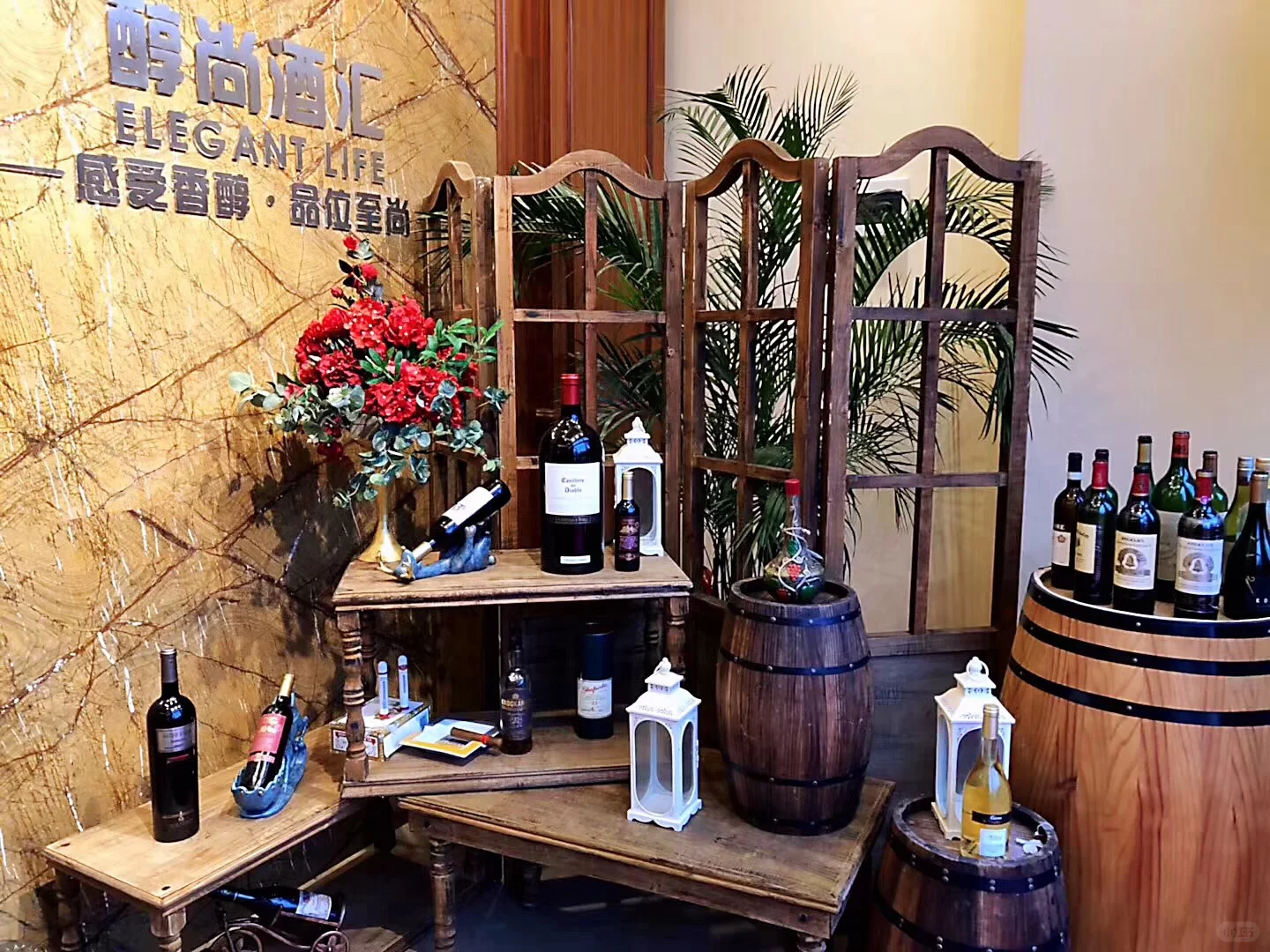 湛江开发区美式豪华装修风格的店铺转让啦