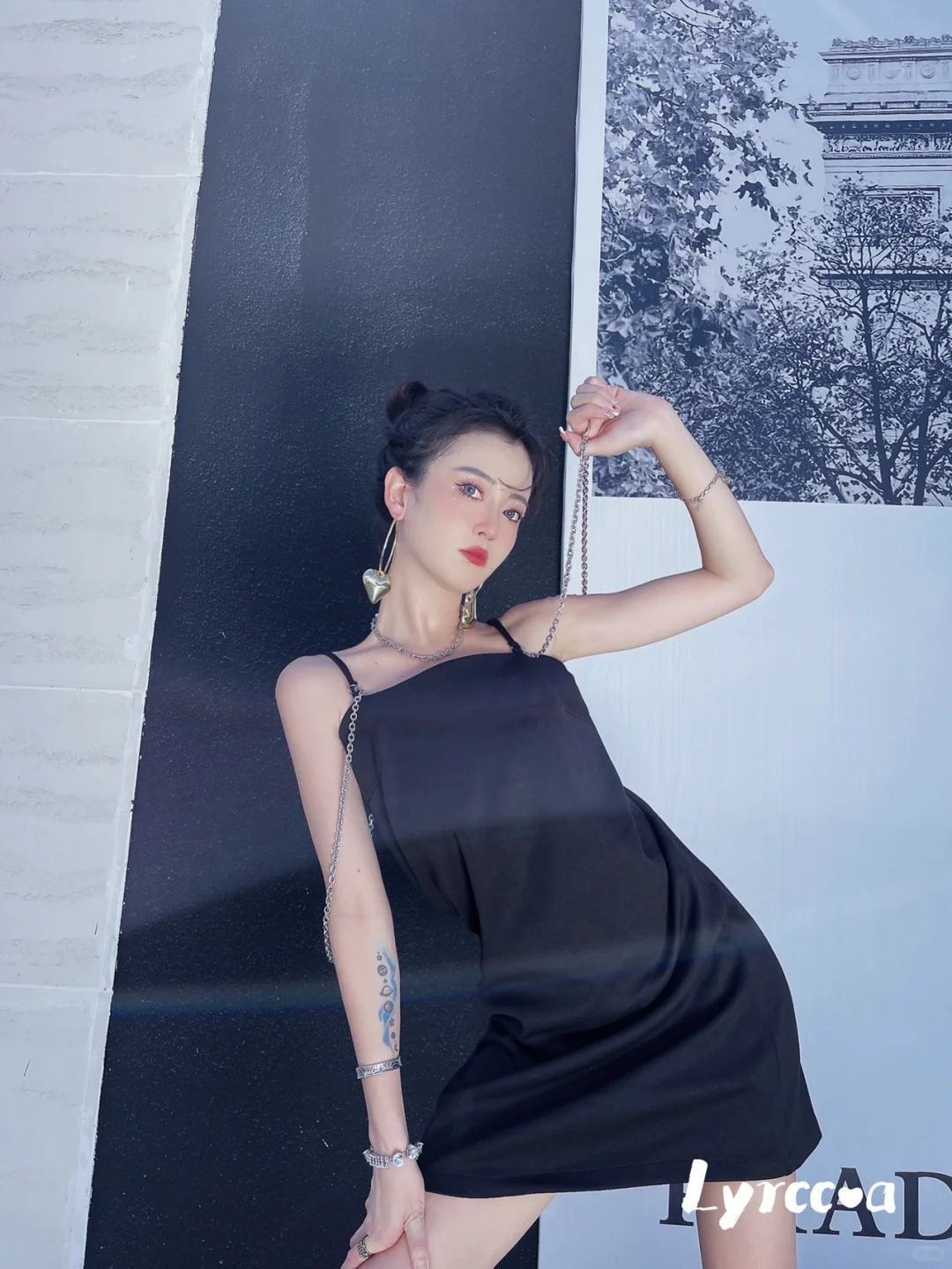 性感妩媚的吊带裙你Get了吗💋