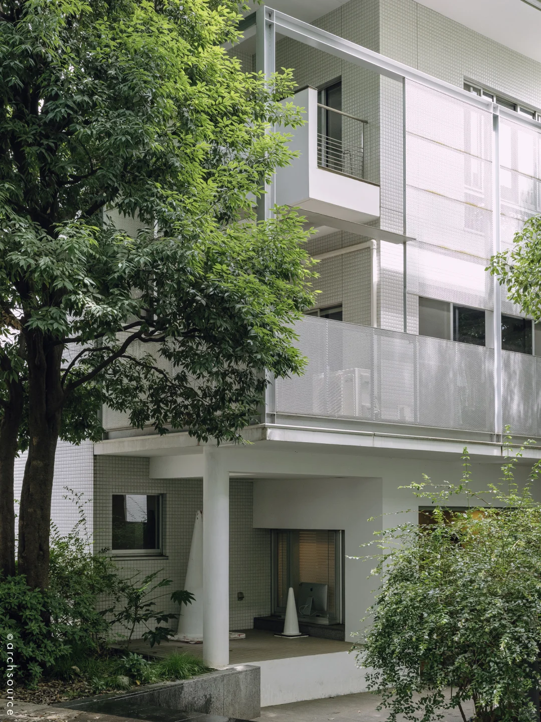 槙文彦设计的代官山集合住宅