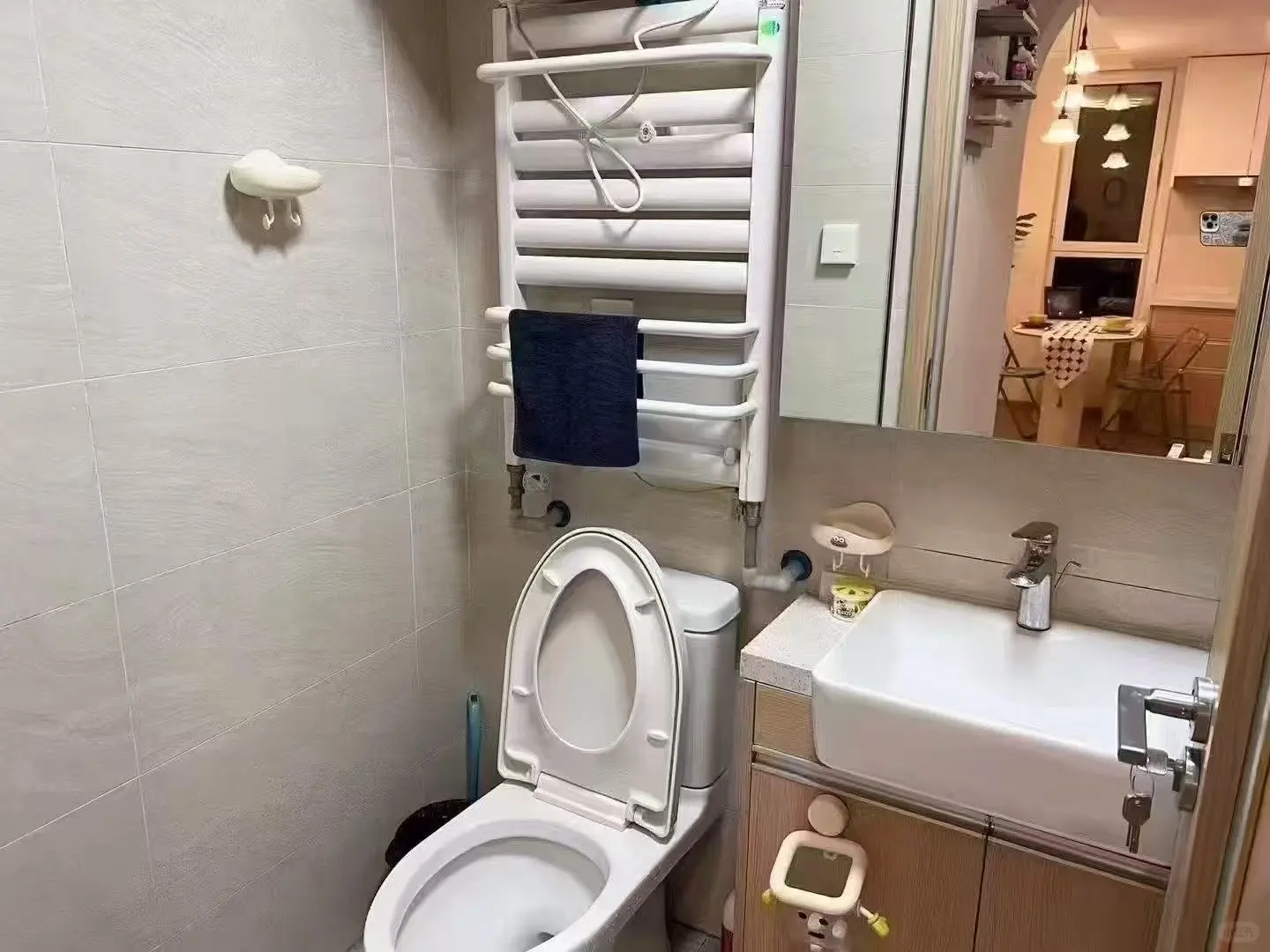 自有房，本来想当婚房，媳妇跑了对外出租😭