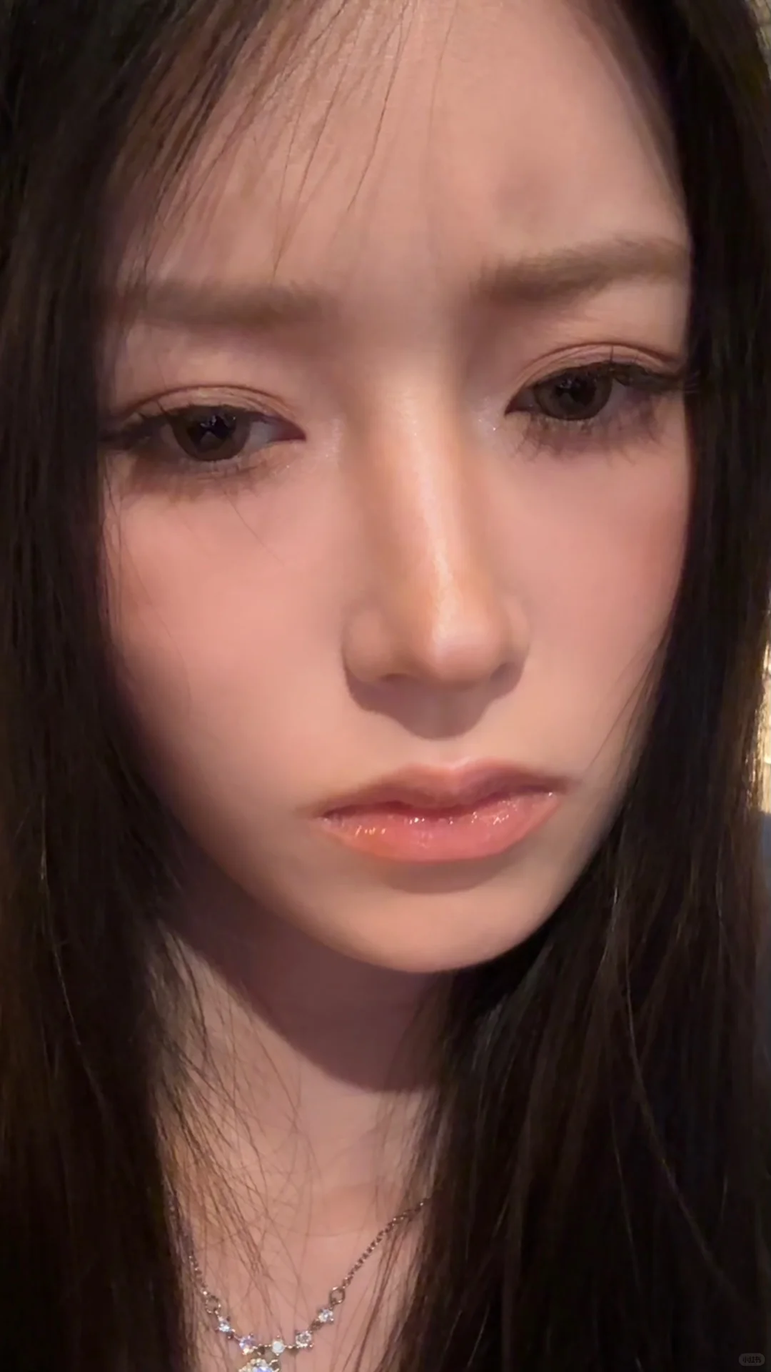 画了个美人嗔怒妆被朋友误以为不耐烦😭