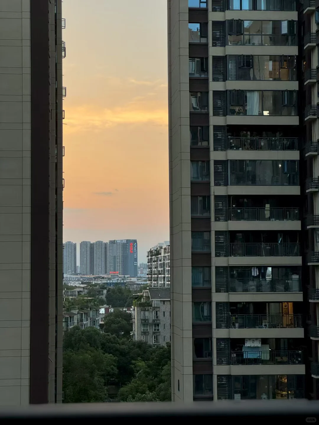 自家房子出售，贝壳挂牌210，一口价200