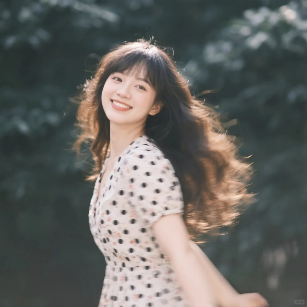 WeChat/泛光晕染女生头像