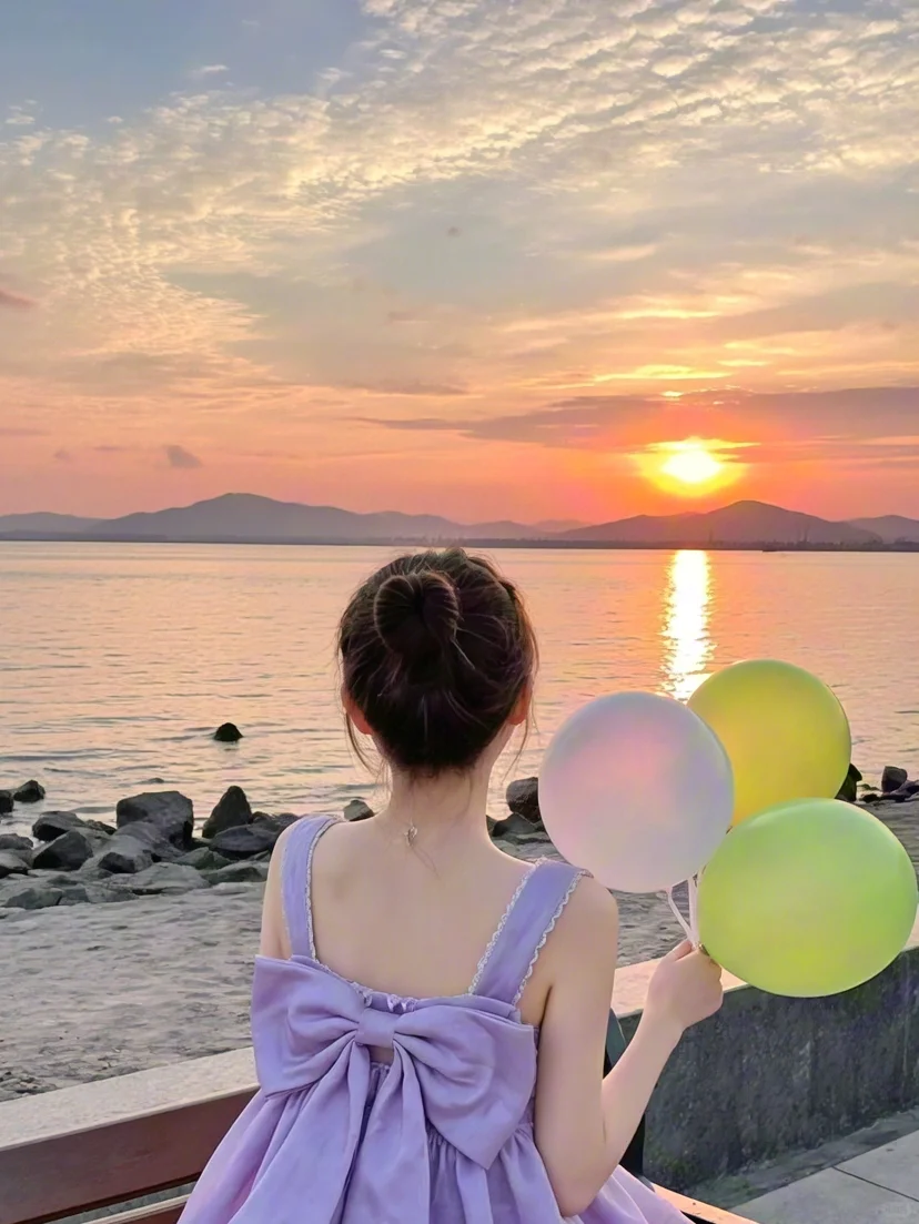 女生头像💜💜夏日氛围感背影温柔女头