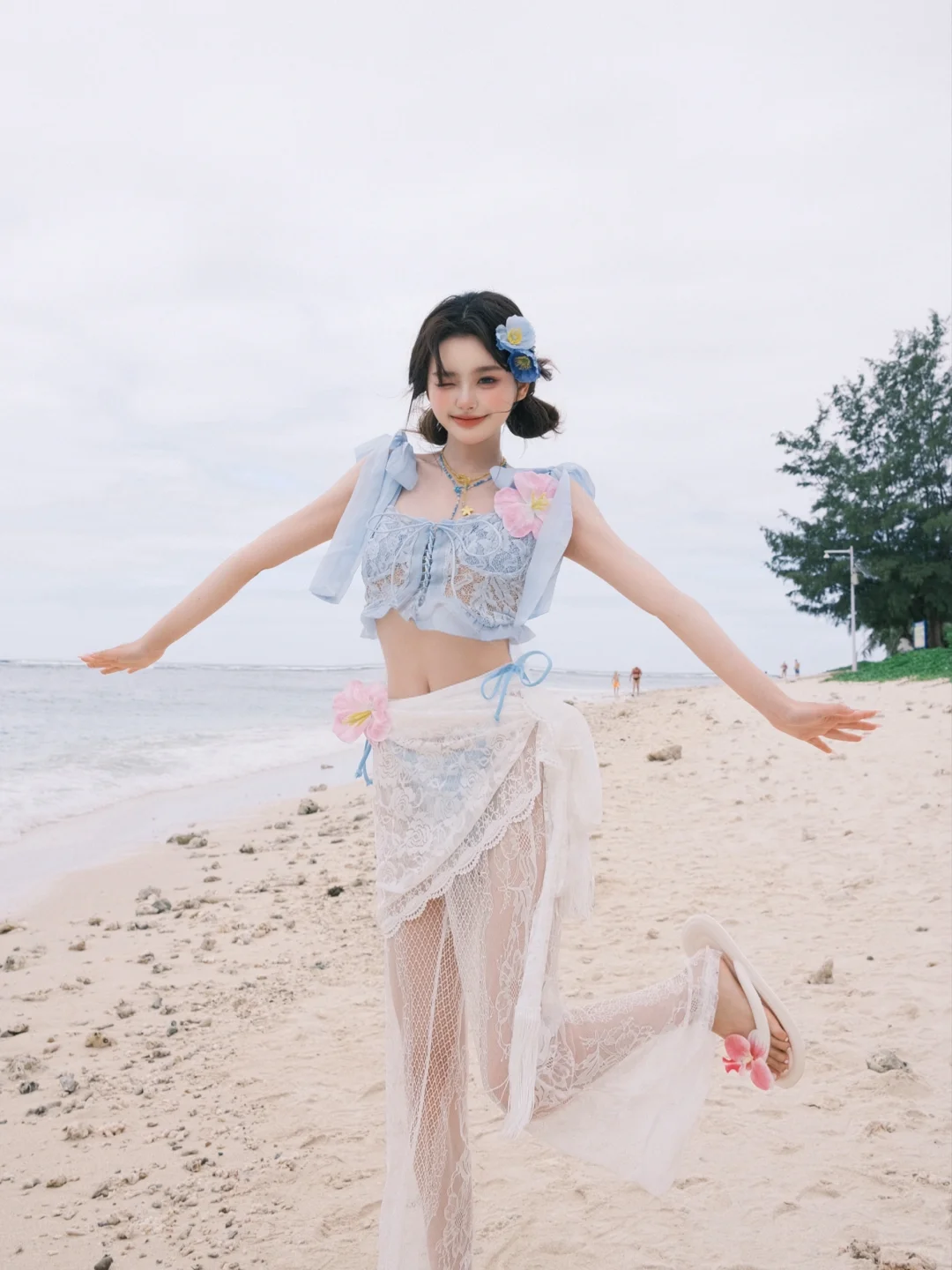 这个甜度超标的比基尼宝贝是谁家的！💙
