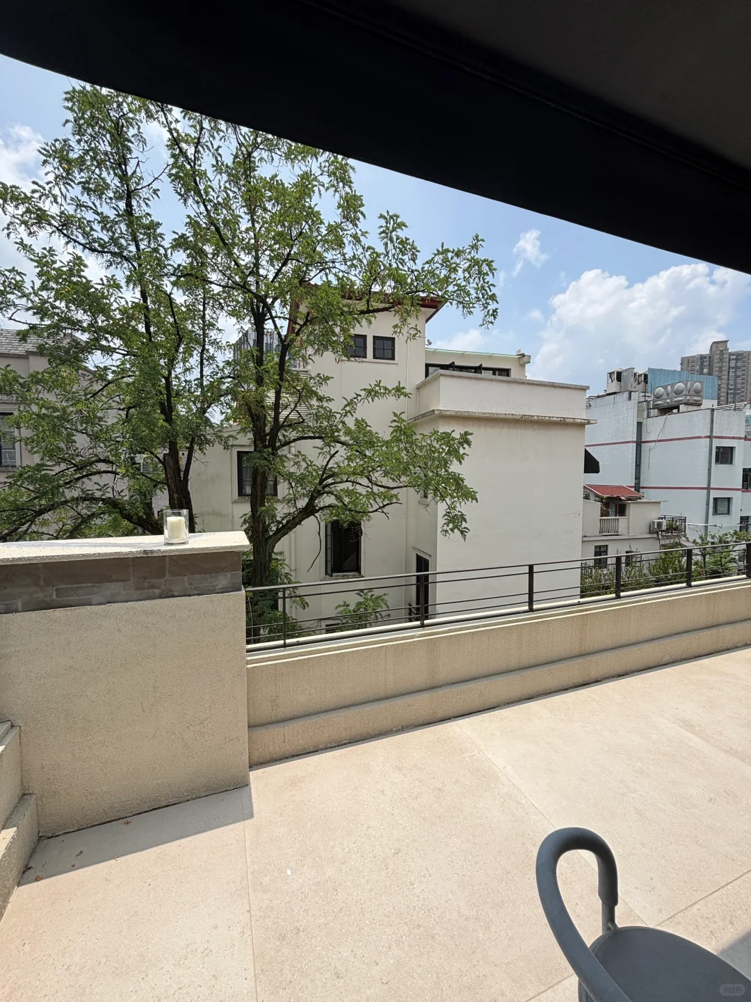 建国西路新装独幢老洋房 建面740平花园500