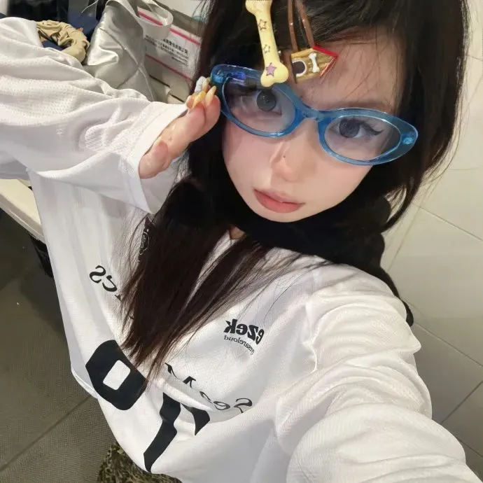 甜妹专属氛围感𝑾𝒆𝑪𝒉𝒂𝒕头像