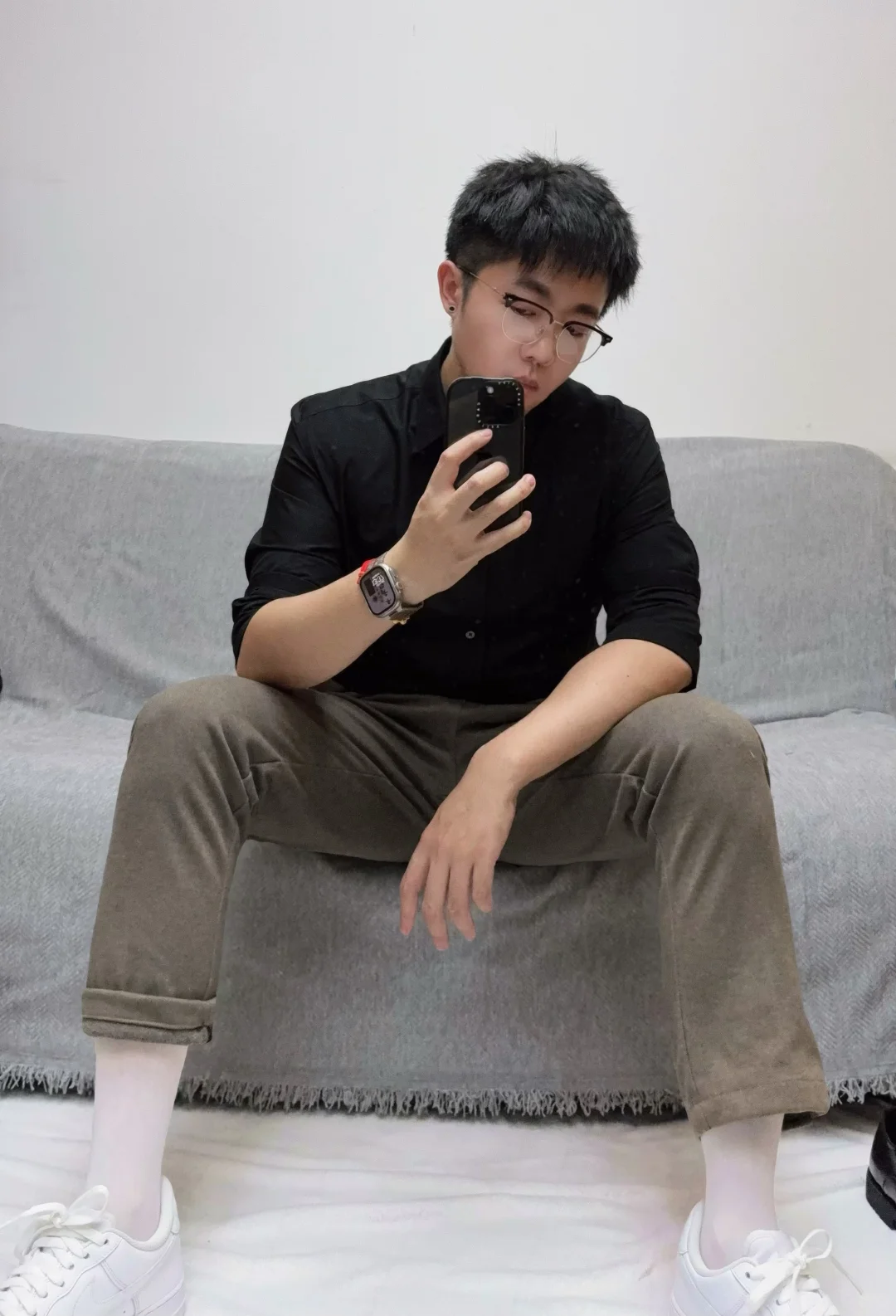 男士休闲穿搭，配白丝