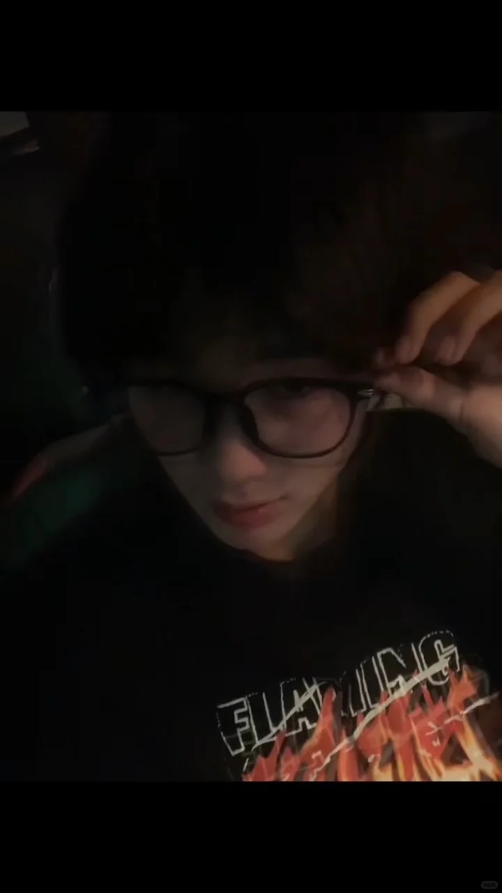 想给你抛个媚眼