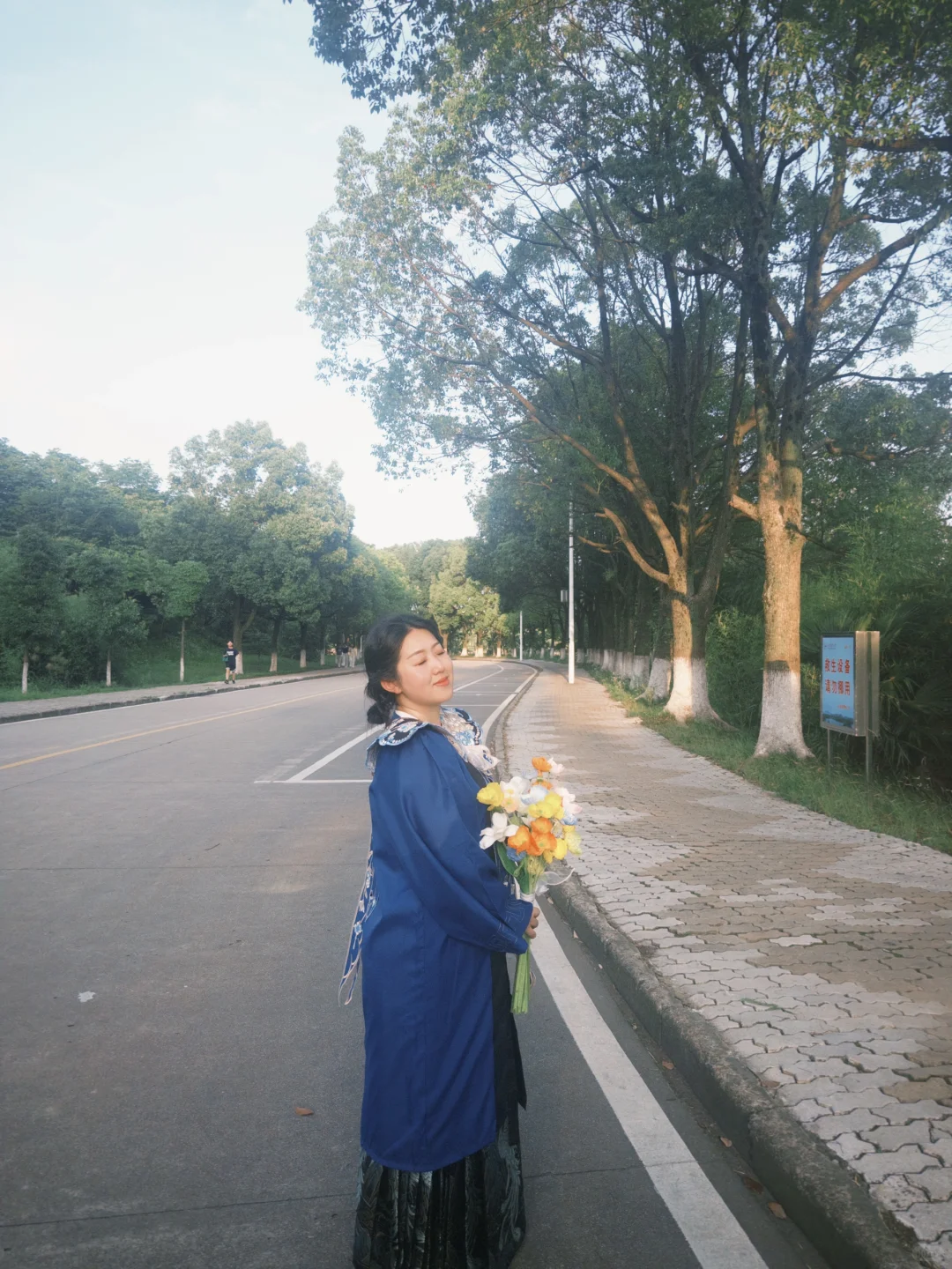 至此，我的学生时代正式落下帷幕。