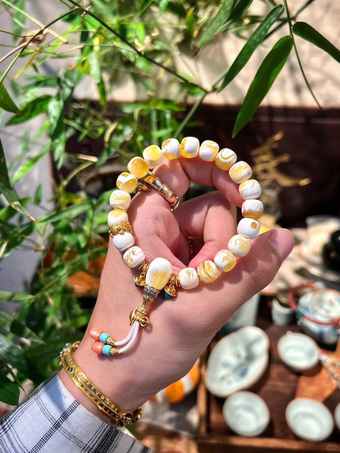 可是它美的发光🌟娇艳动人蜜蜡届的“白富美”