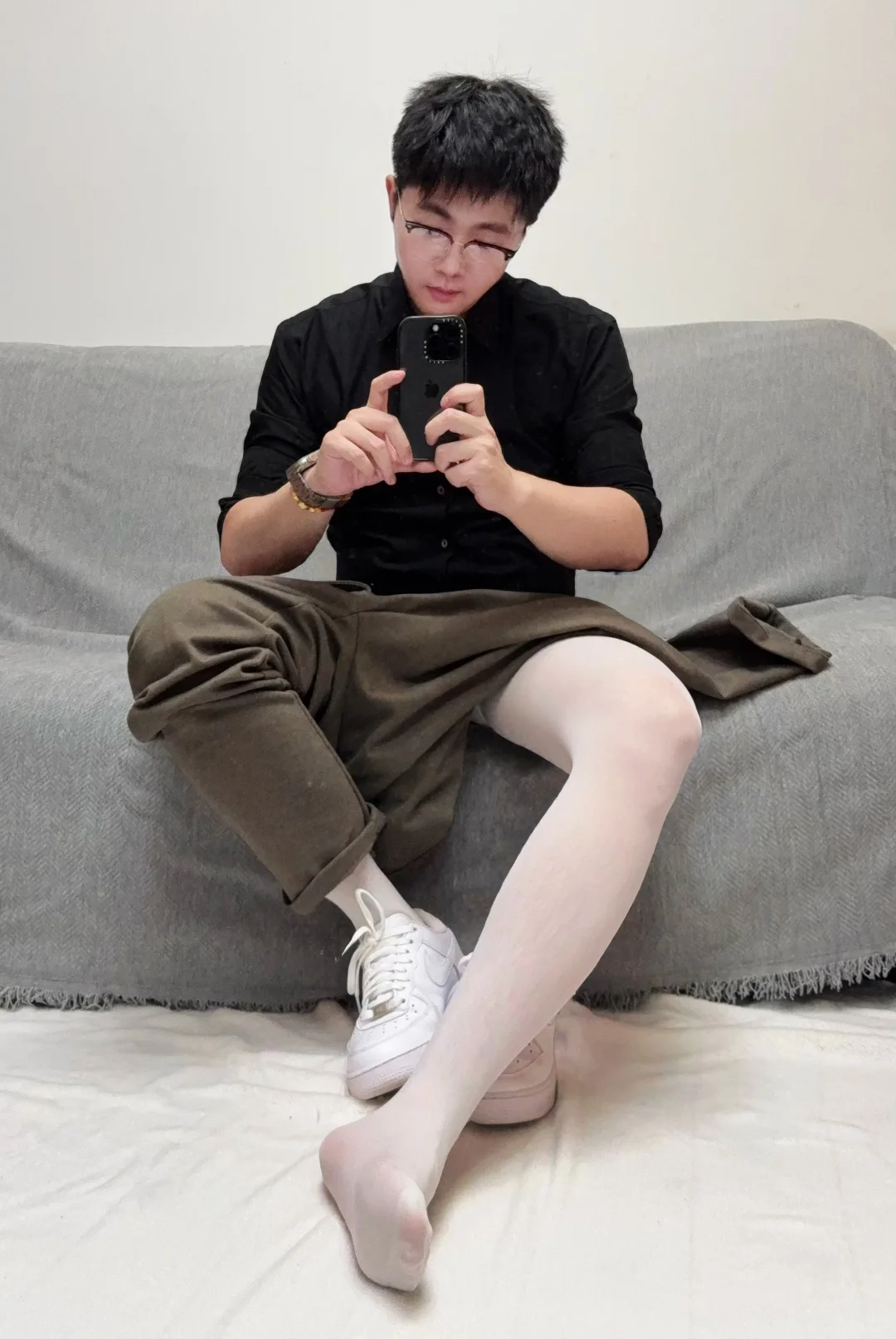 男士休闲穿搭，配白丝