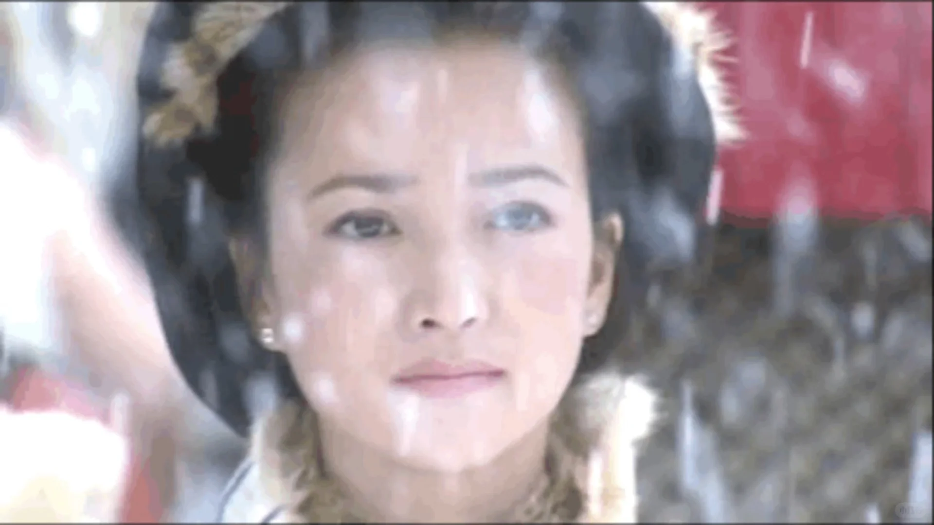 怎么生得出这样一双多情又深情的眉眼