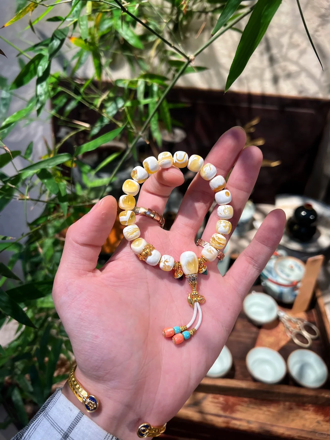 可是它美的发光🌟娇艳动人蜜蜡届的“白富美”