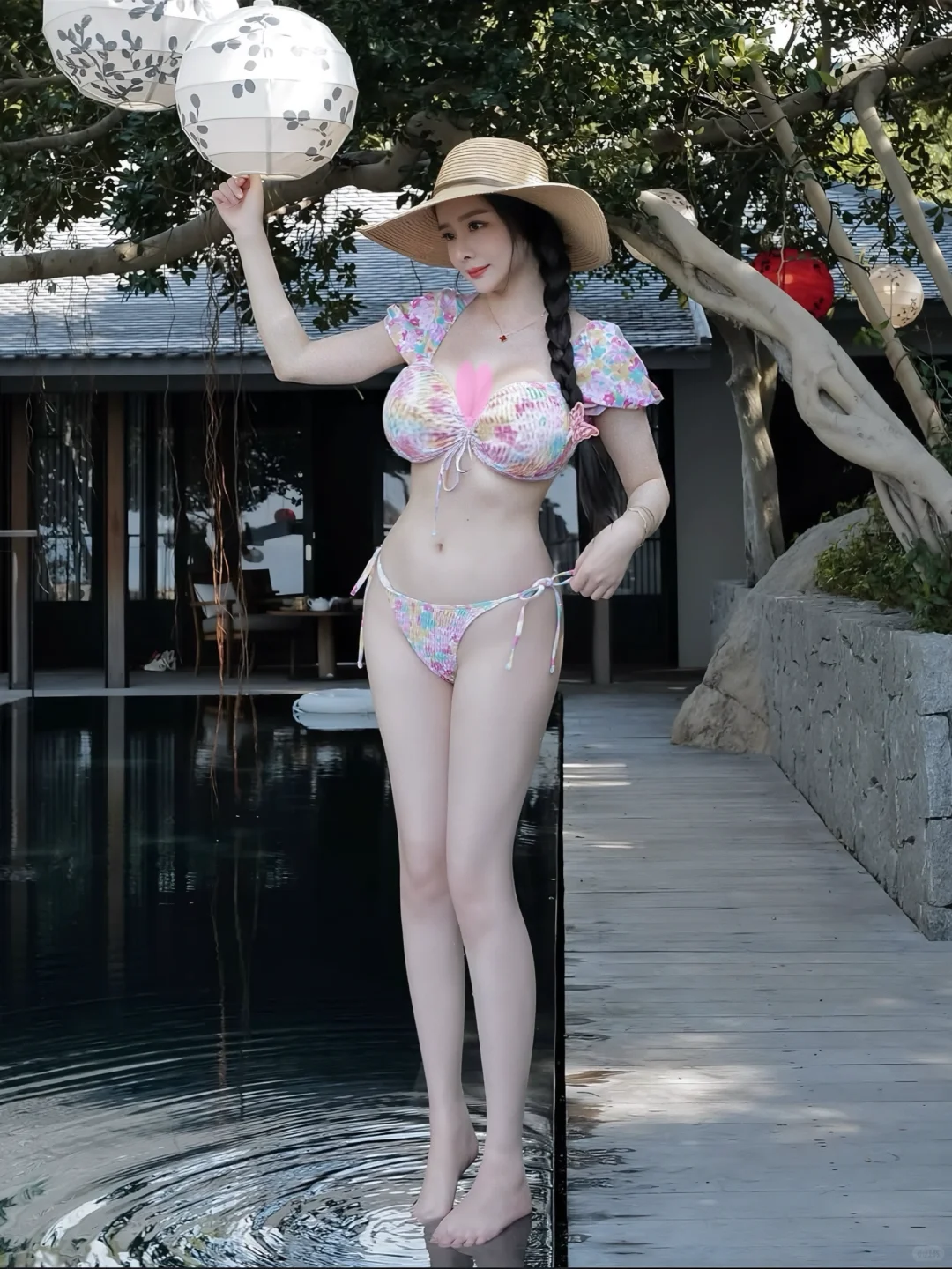 显白又吸睛！粉色比基尼在海边和酒店最出片！