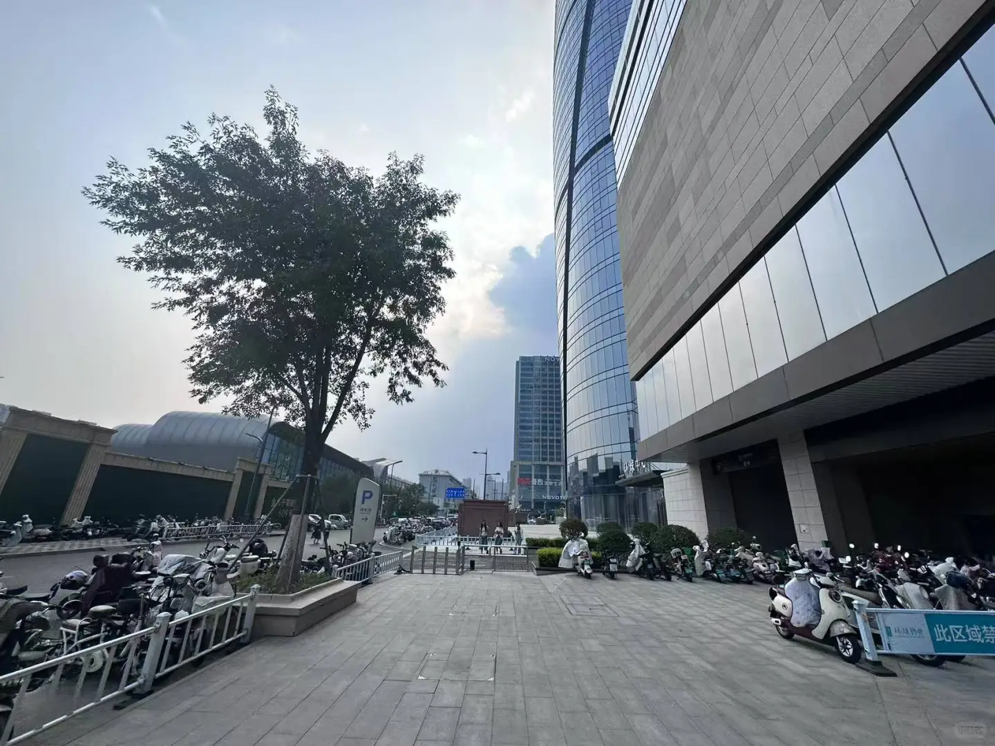 邯郸环球中心美甲店