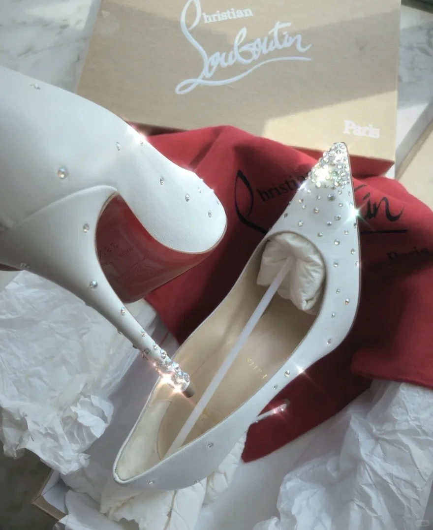 求购Christian Louboutin