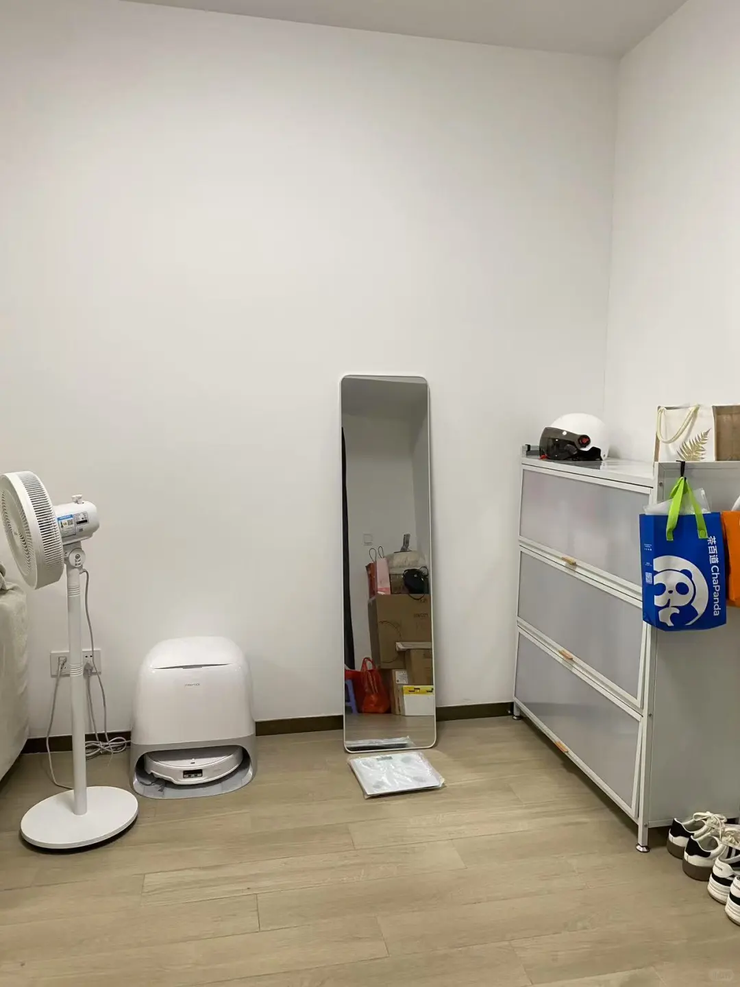 一个人租房，你会选单间还是2室1厅?