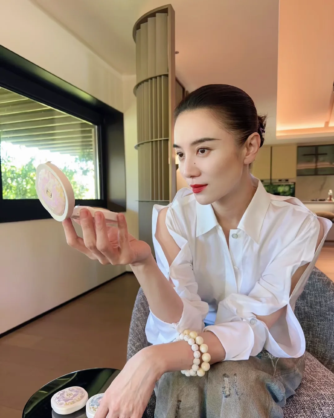 这种高级感真的好爱！白月光来了
