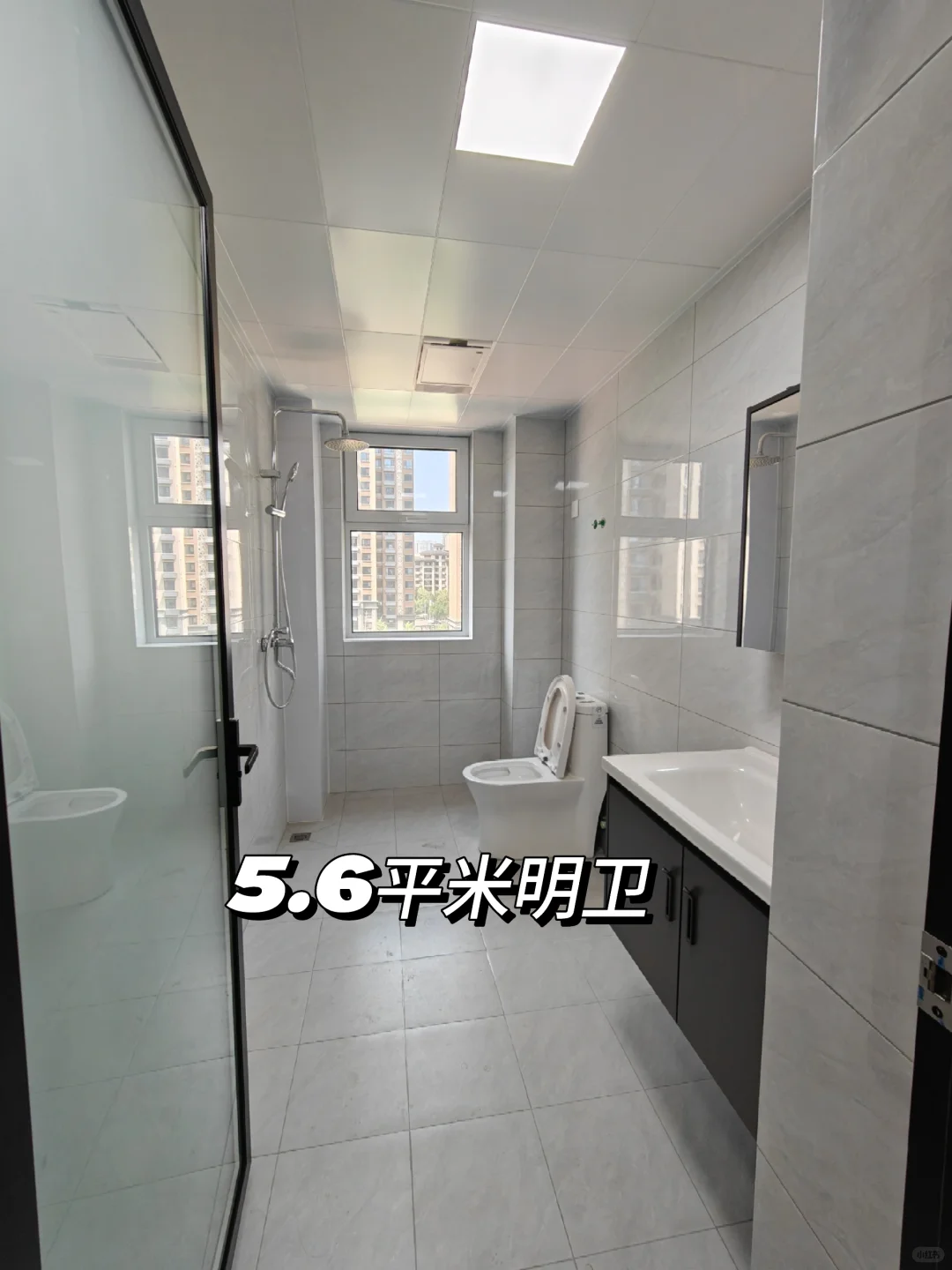 石家庄一天没住过的精装次新三房！