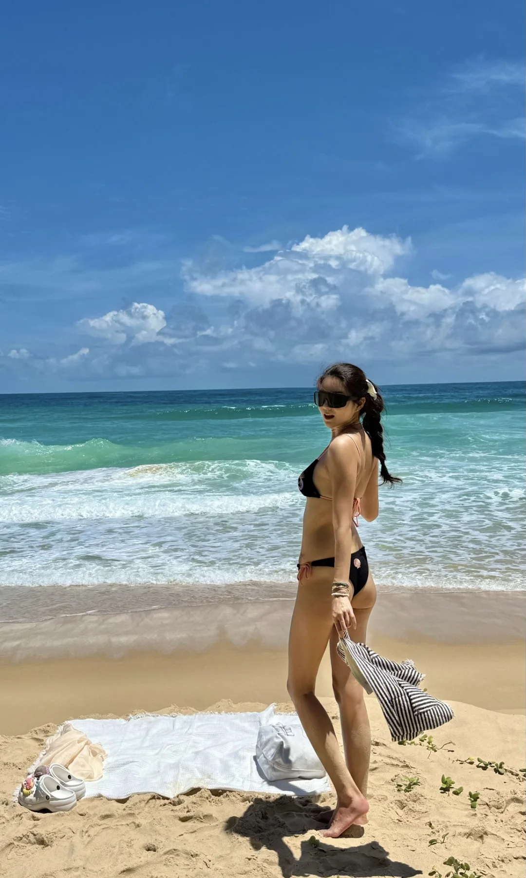 海岛限定黑皮辣妹🌴