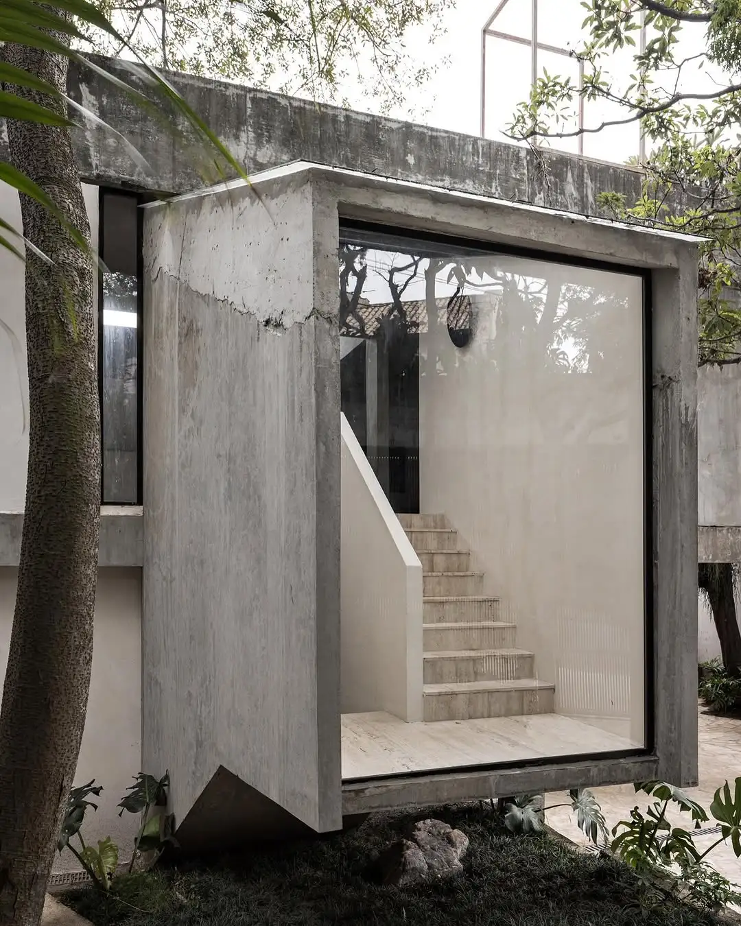 Minimalist villa