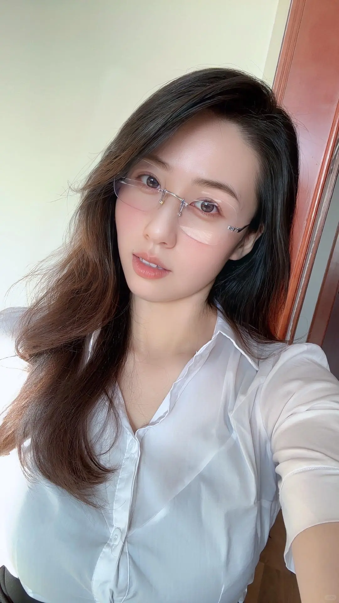 社会在进步 少女爱少妇