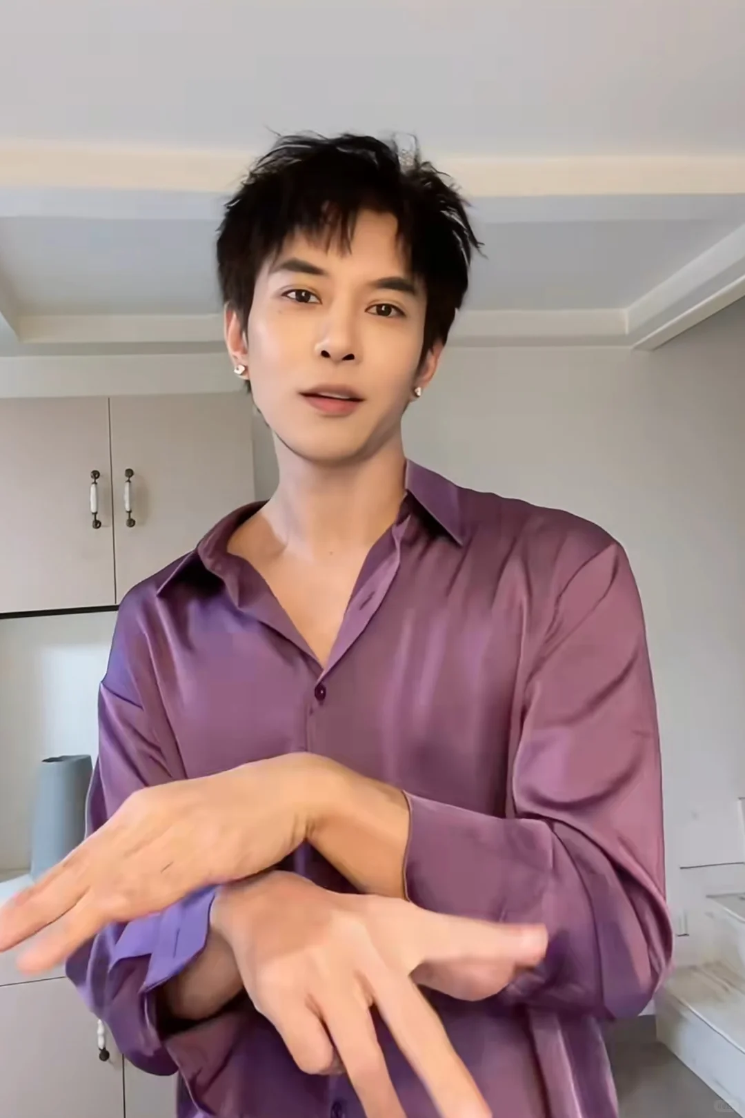 世界破破烂烂“朋友”缝缝补补🥰