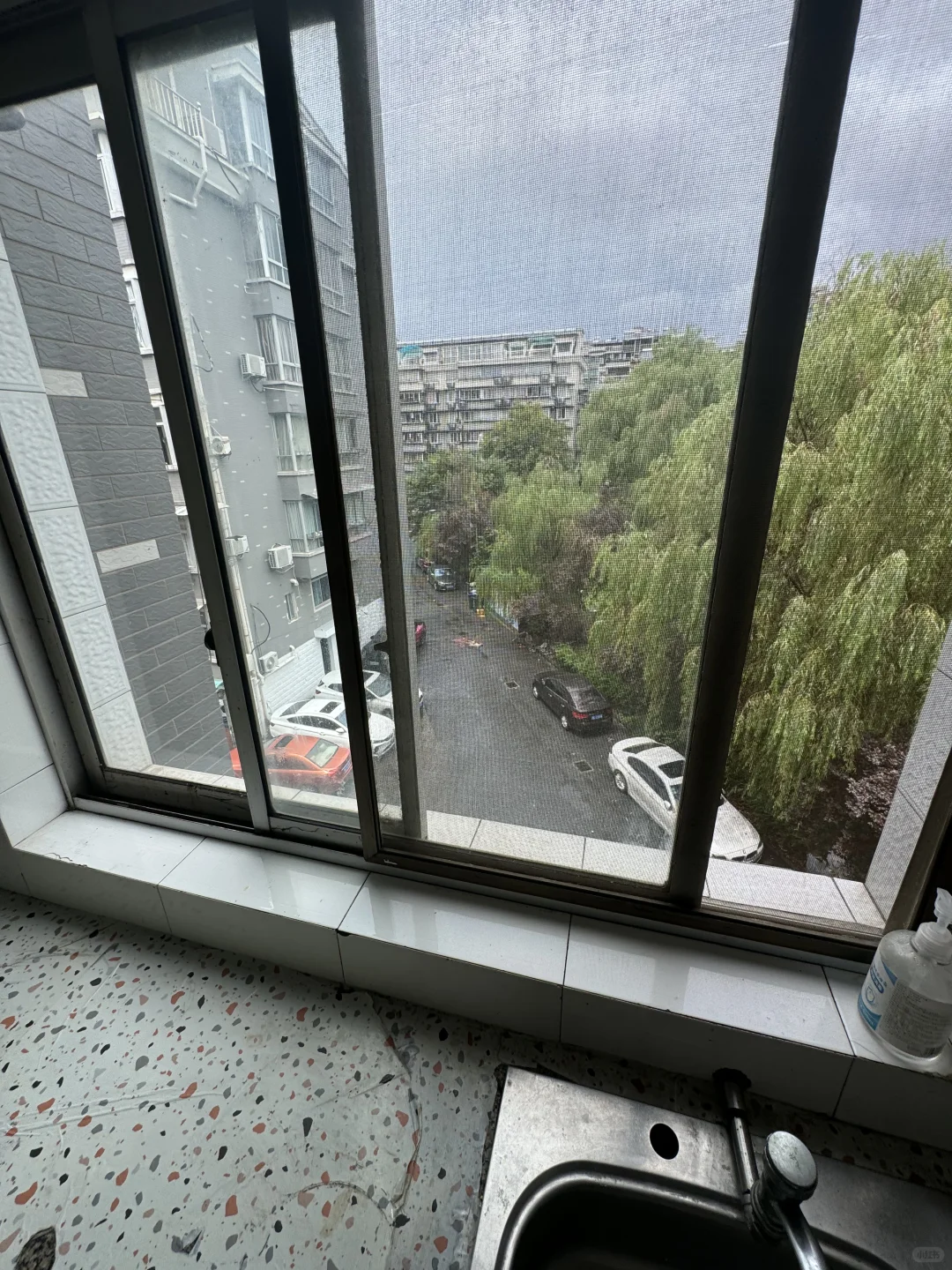 桂花西路A口房东直租！三楼出租！