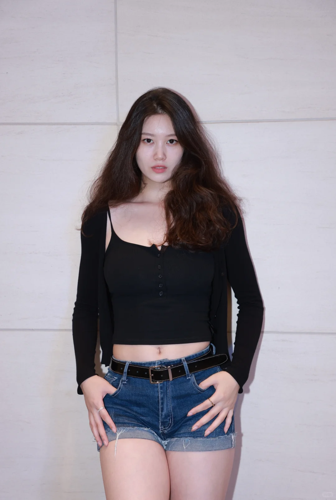这个女人有点拽