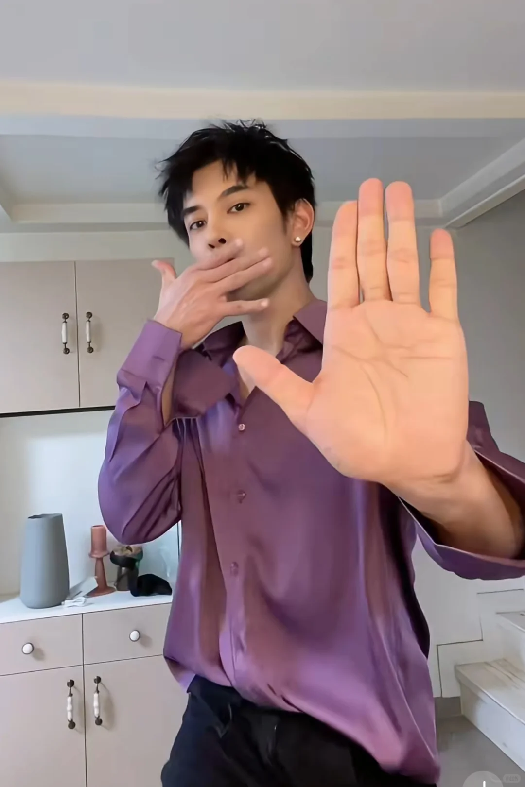 世界破破烂烂“朋友”缝缝补补🥰