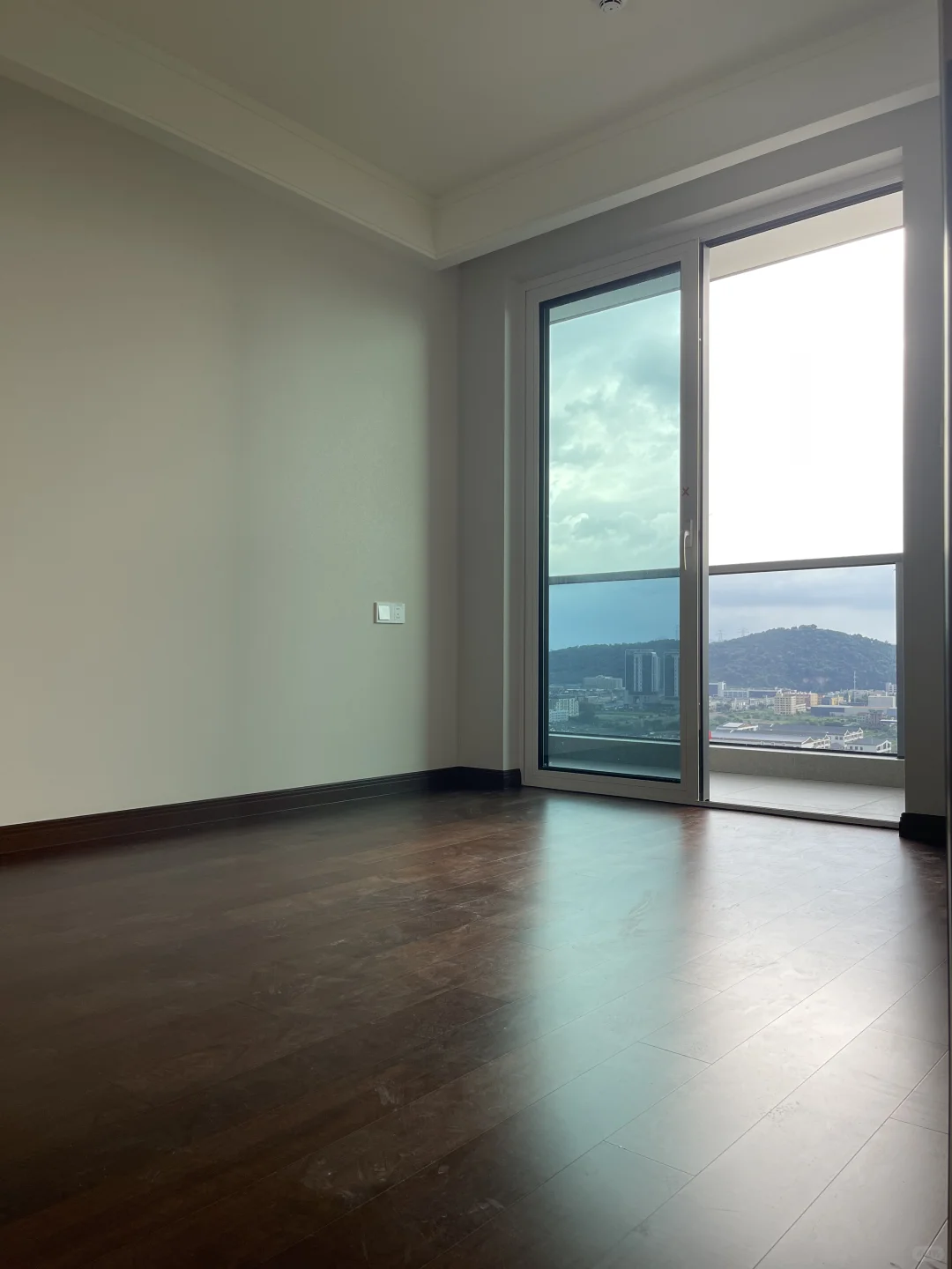 滨江欣翠里新房出租 新街一号