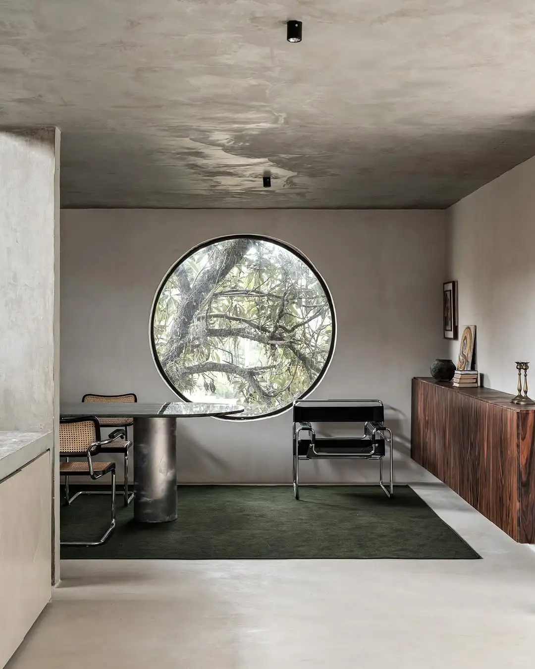 Minimalist villa