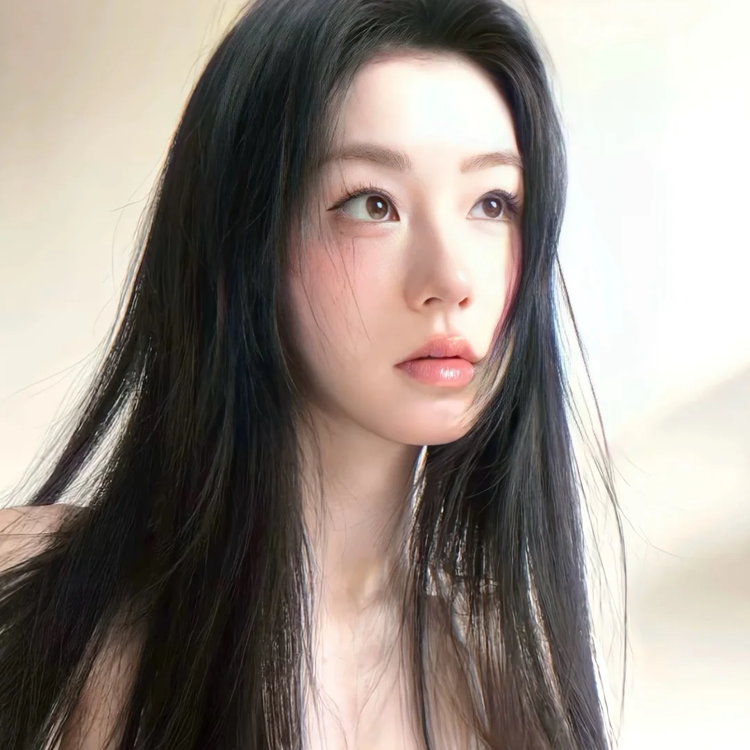 𝙒𝙚𝘾𝙝𝙖𝙩｜白开水女头