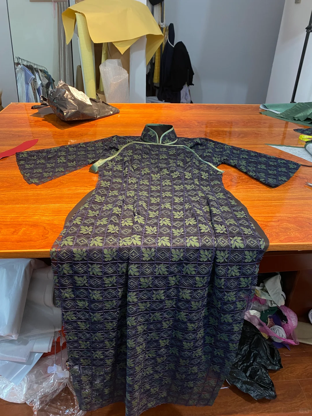 给157的小个子邻居姐妹做的蕾丝旗袍