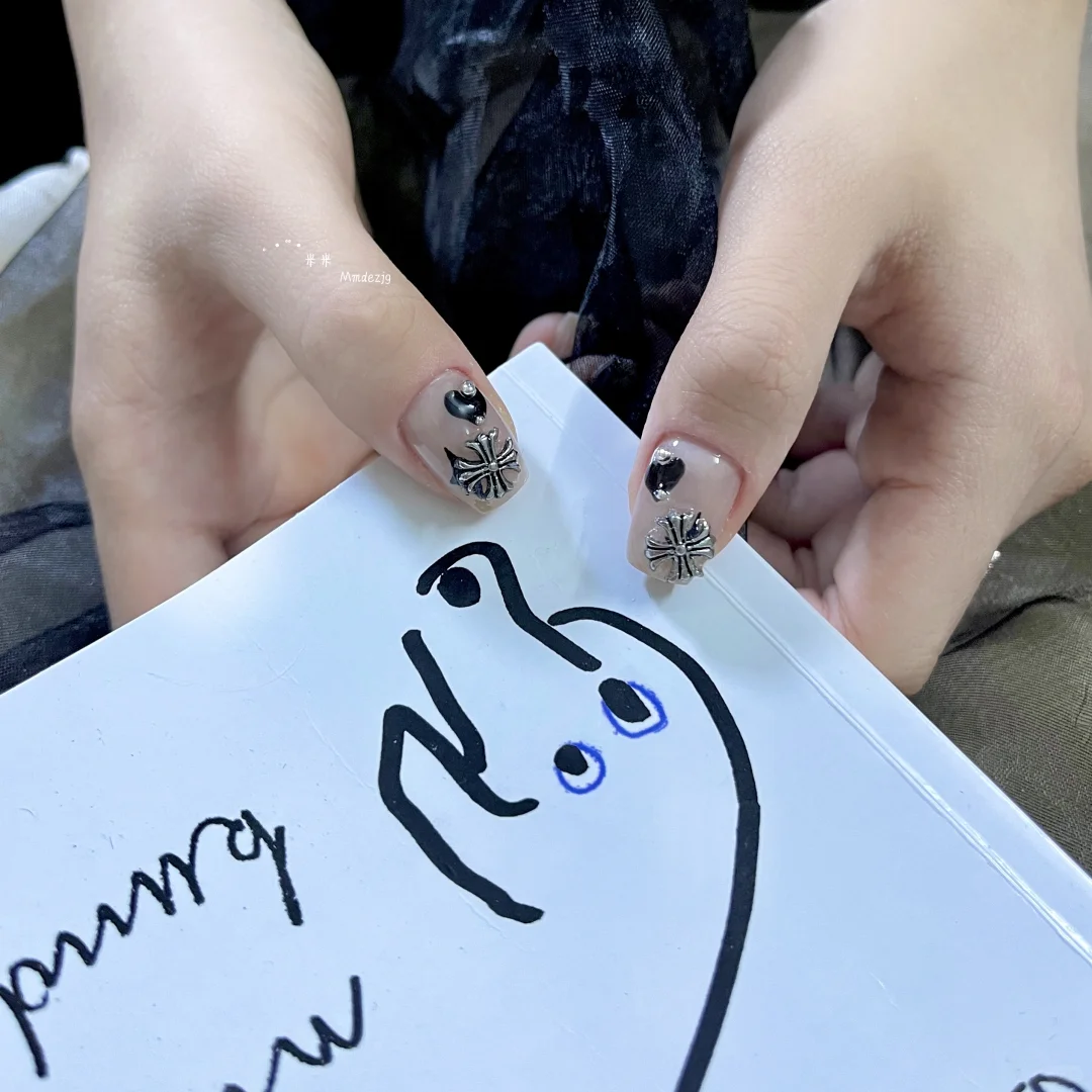 🖤清冷感克罗心辣妹