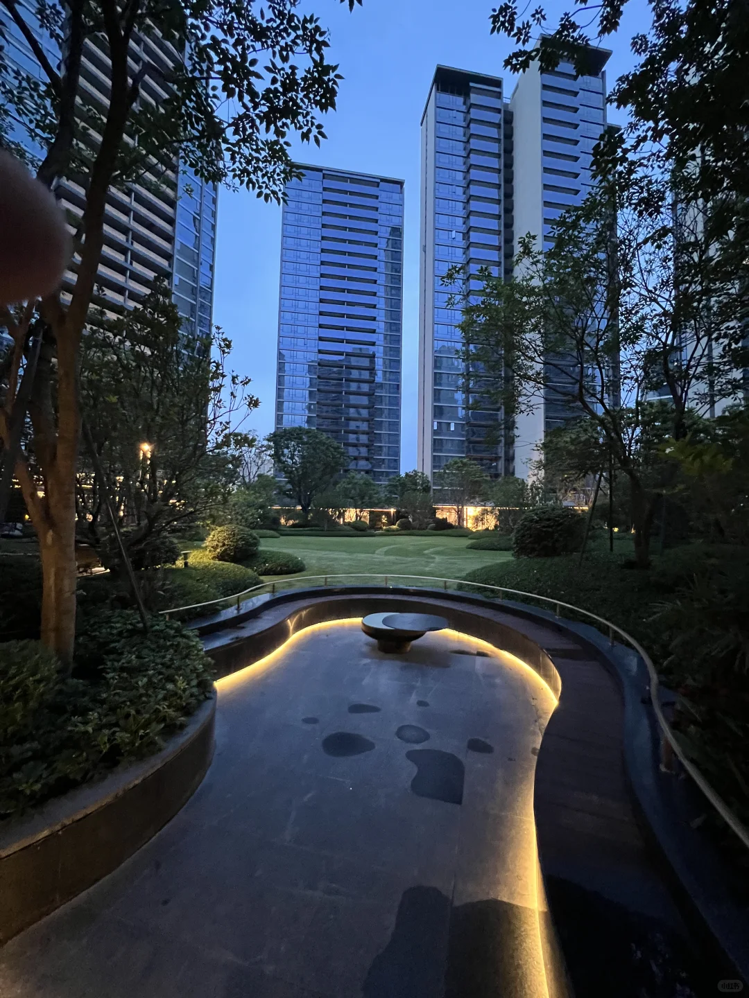 这些房子都是谁在看啊 怎么没有人爆出来的