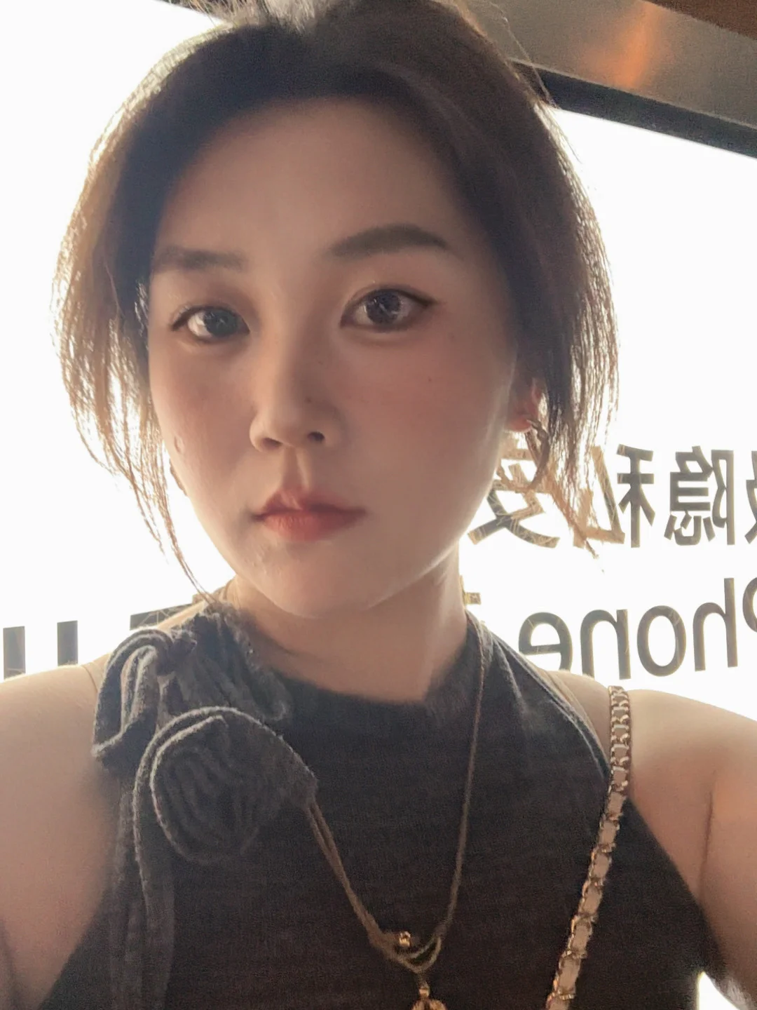 可爱与性感并存的美女罢了