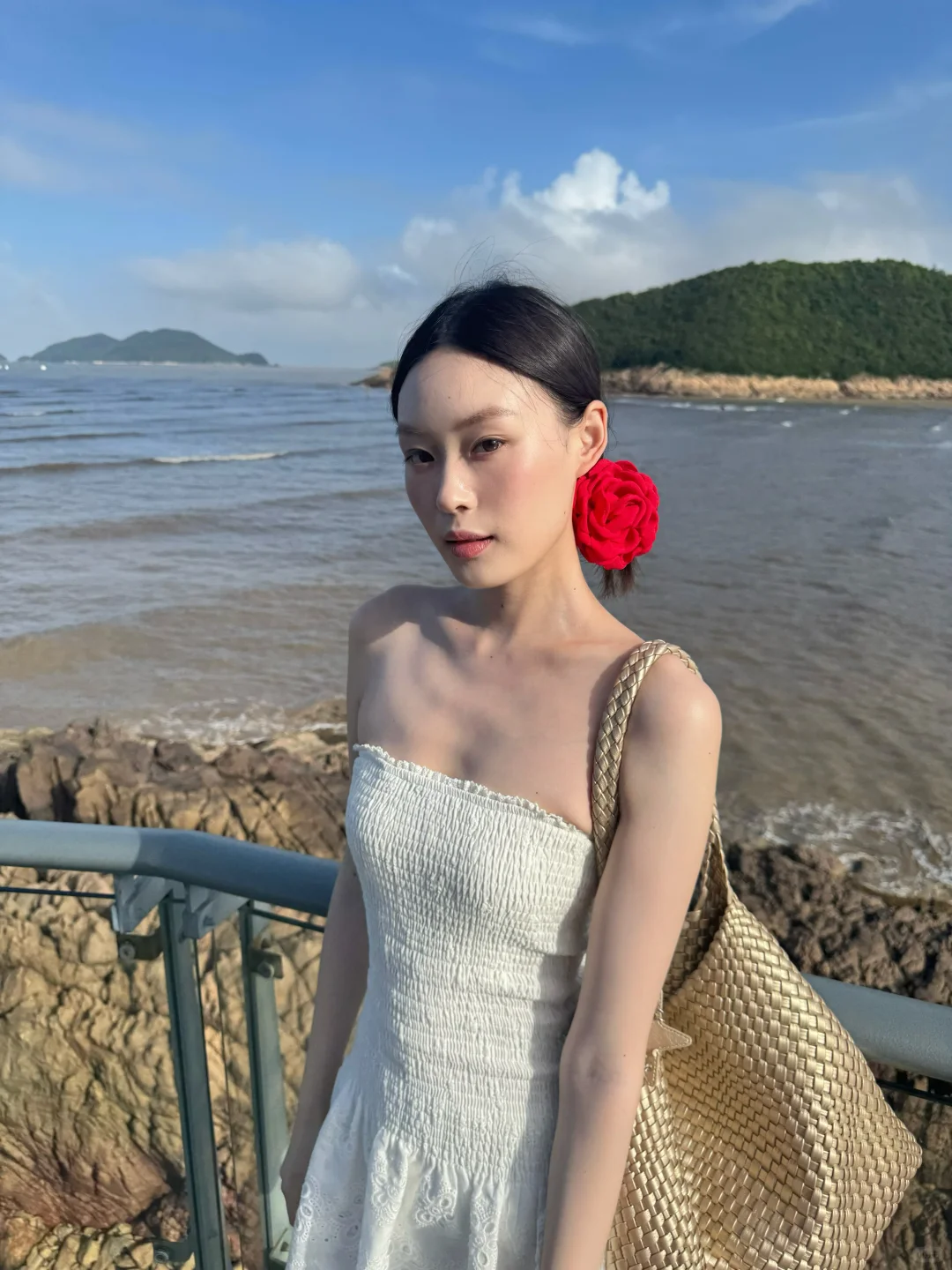 明艳且鲜活🐦‍🔥