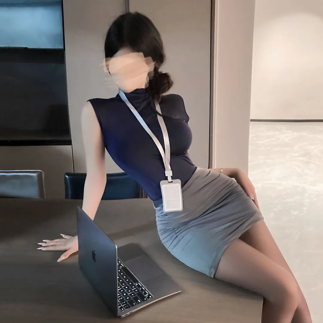 把“人间尤物”穿身上的睡衣👀