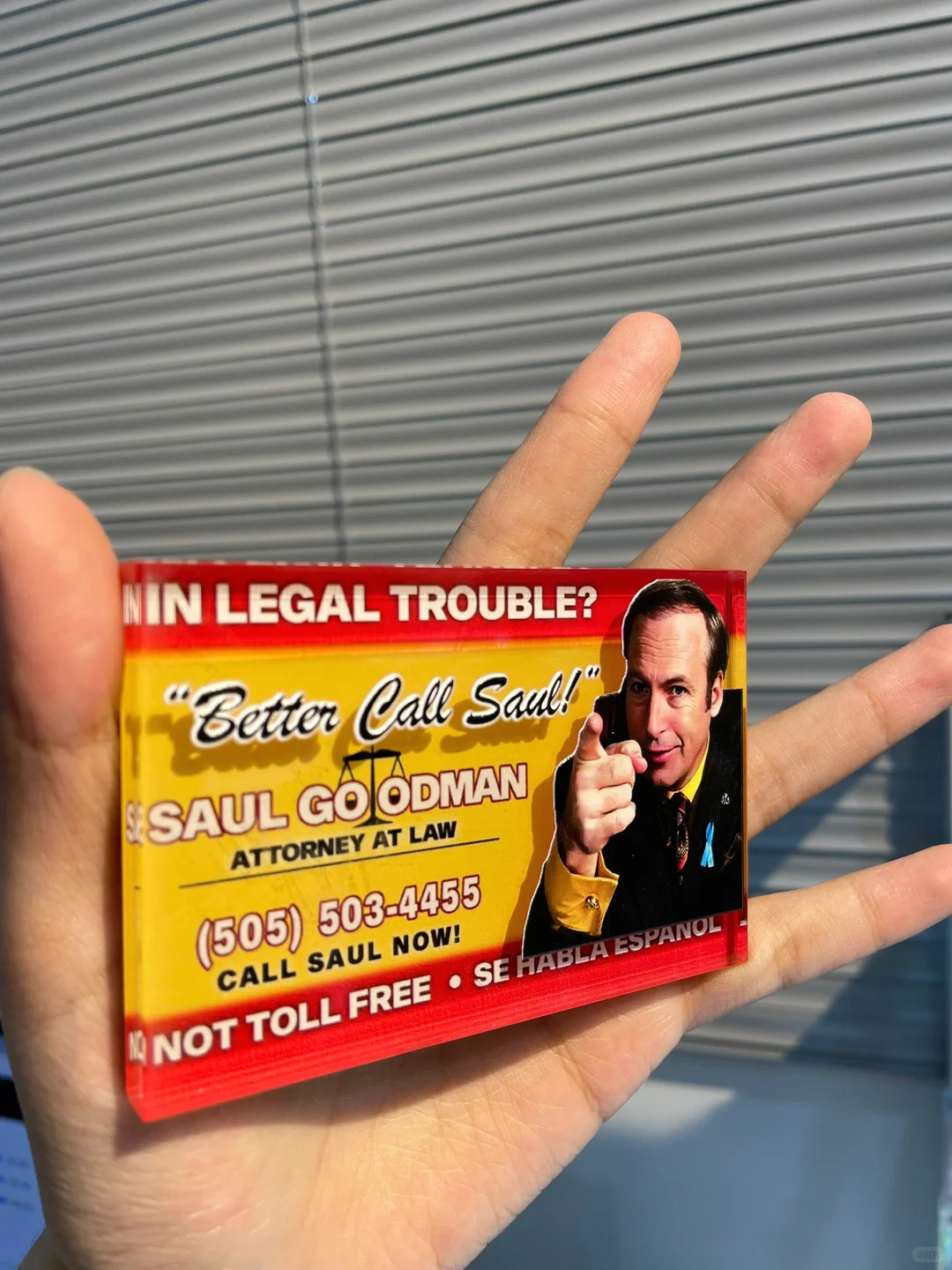 哇！是风骚律师的索尔名片！