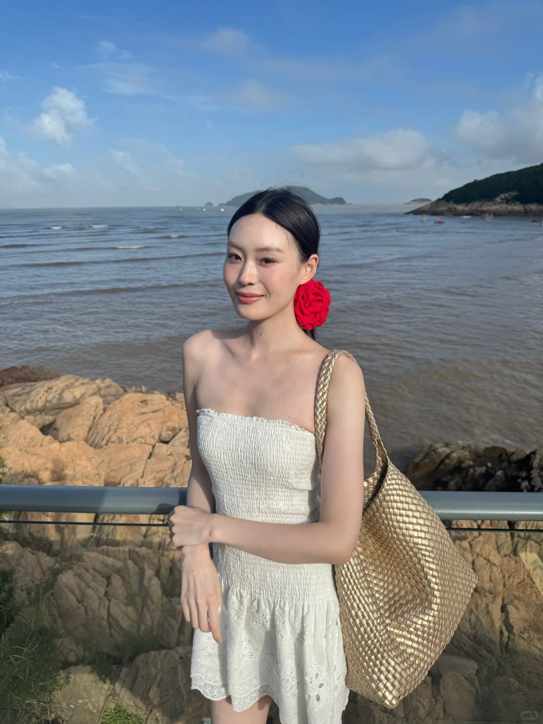 明艳且鲜活🐦‍🔥