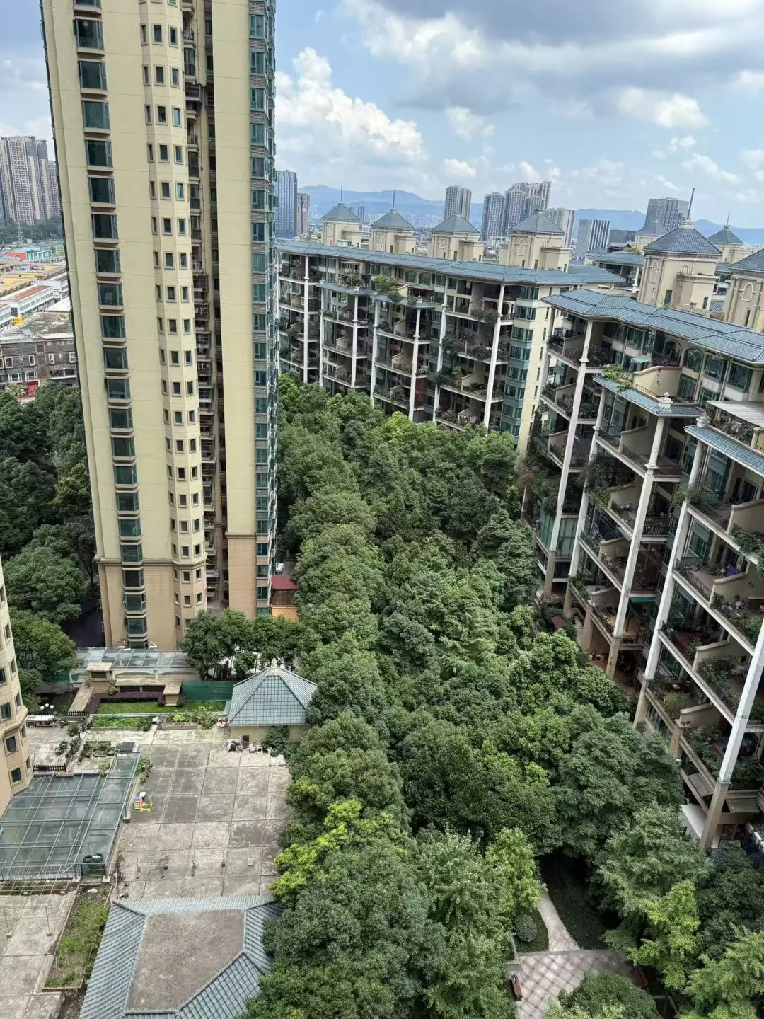 特种兵看房日记：看完大面板块人麻了