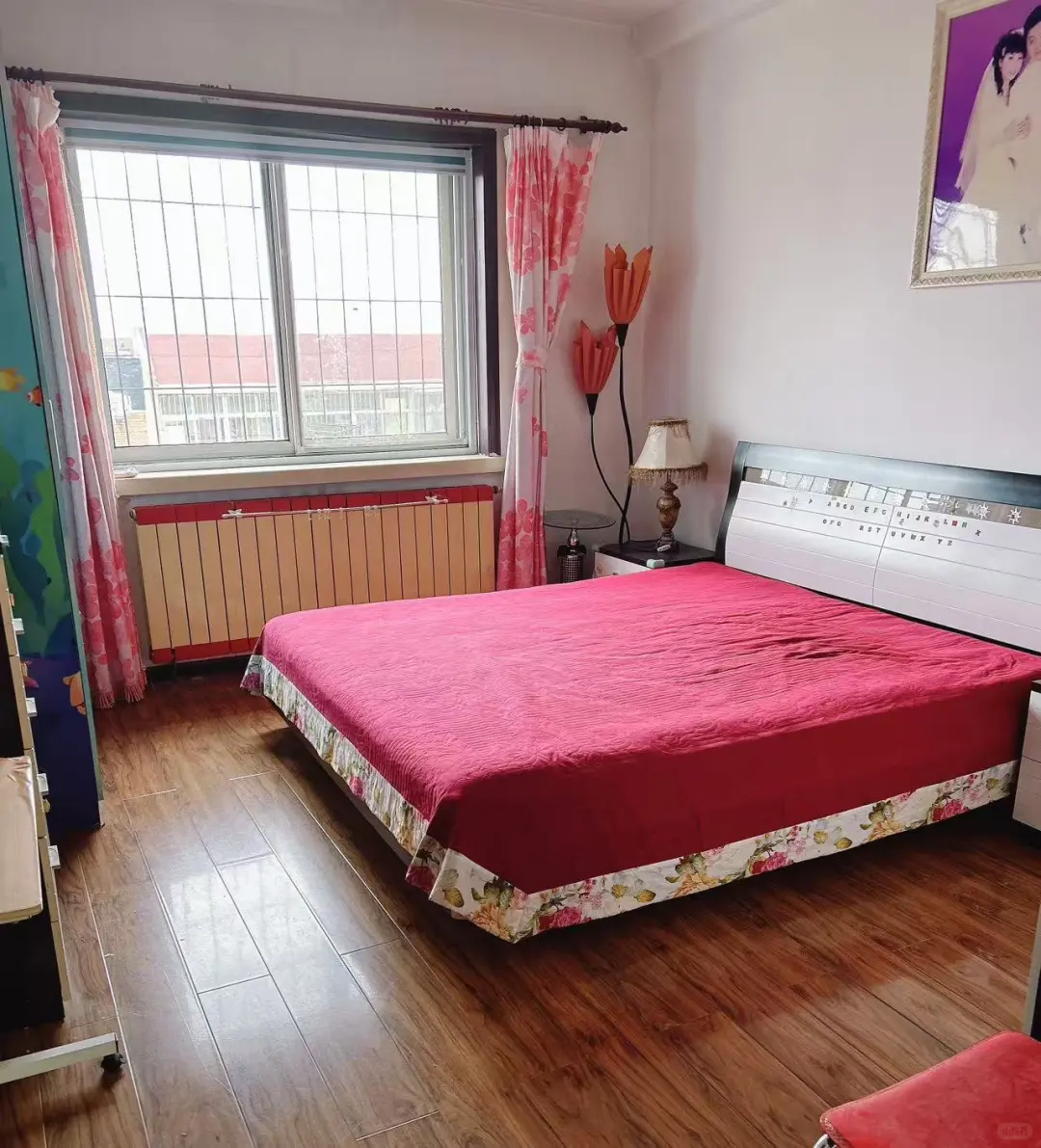 自住房出租109㎡ 三室一厅 2500