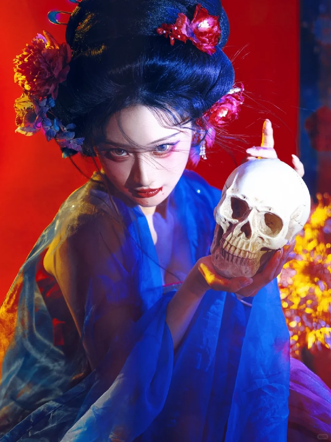 “她恶毒至极，但实在美丽。”